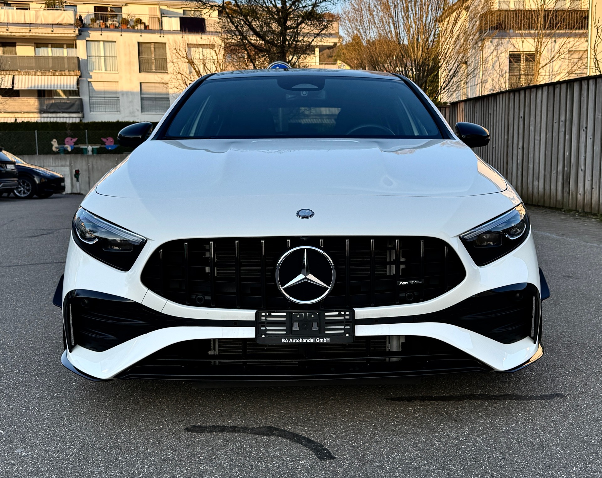 MERCEDES-BENZ AMG 35 4MATIC 8G-DCT*EL. PANORAMA-GLASSCHIEBEDACH-image-1
