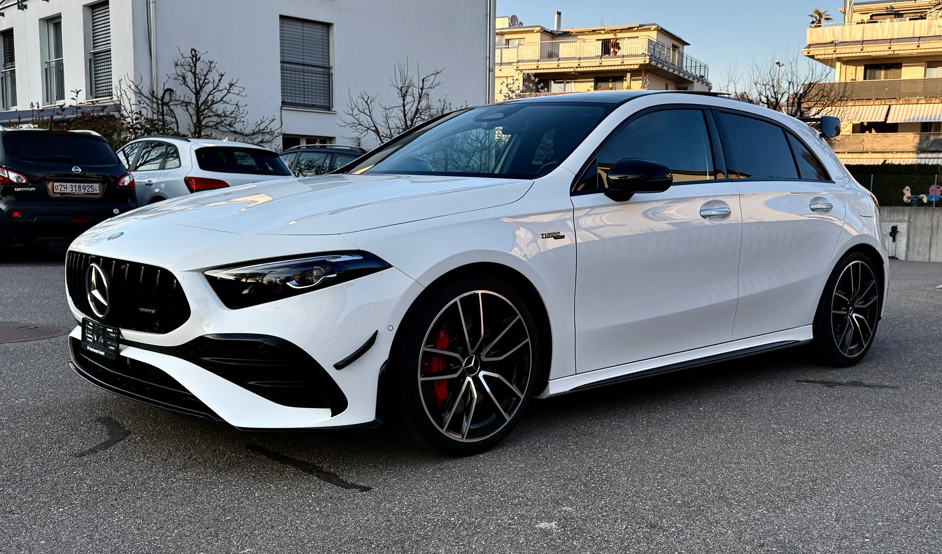 MERCEDES-BENZ AMG 35 4MATIC 8G-DCT*EL. PANORAMA-GLASSCHIEBEDACH-image-2