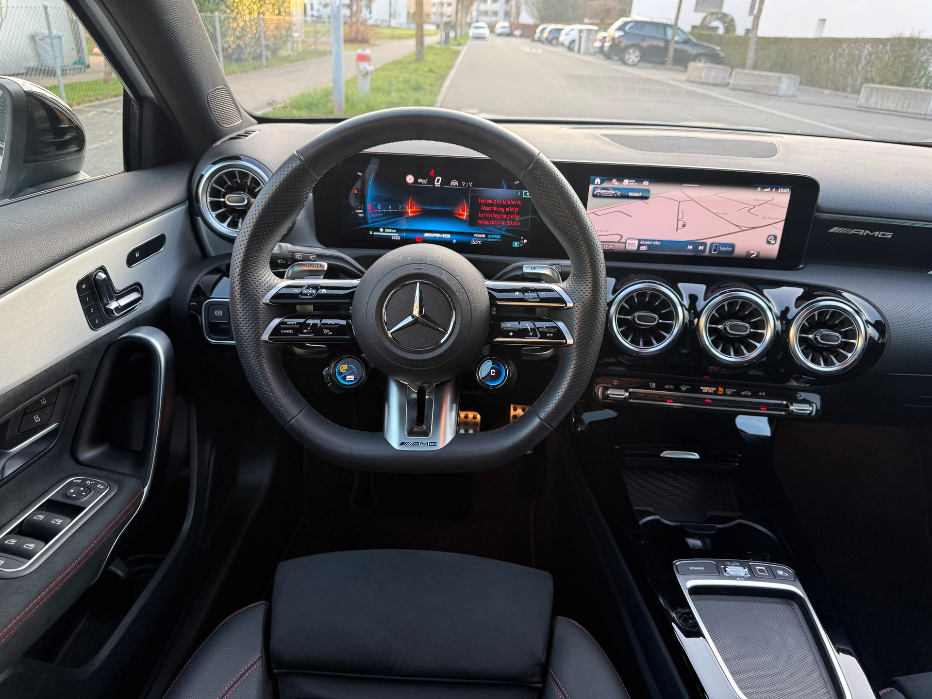 MERCEDES-BENZ AMG 35 4MATIC 8G-DCT*EL. PANORAMA-GLASSCHIEBEDACH-image-10