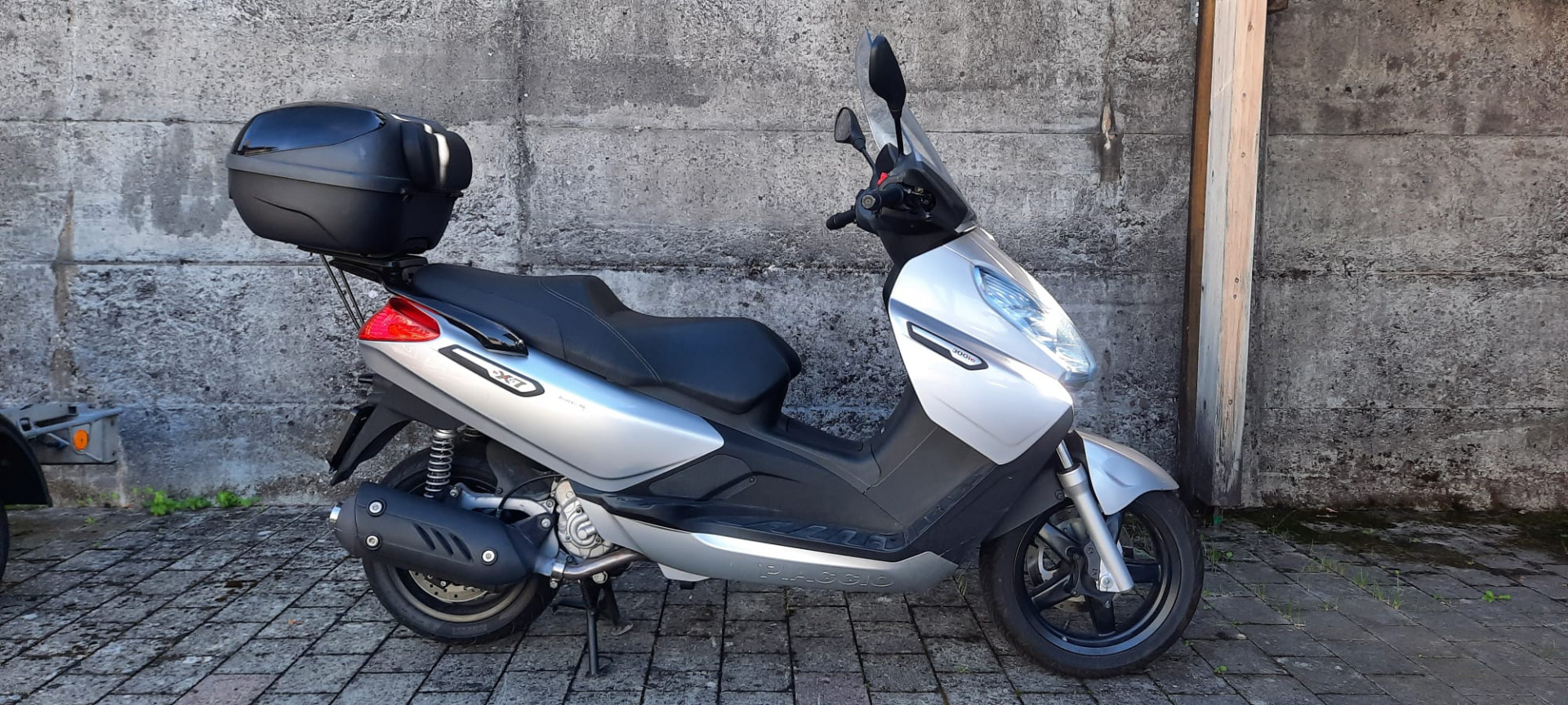 PIAGGIO X7 300