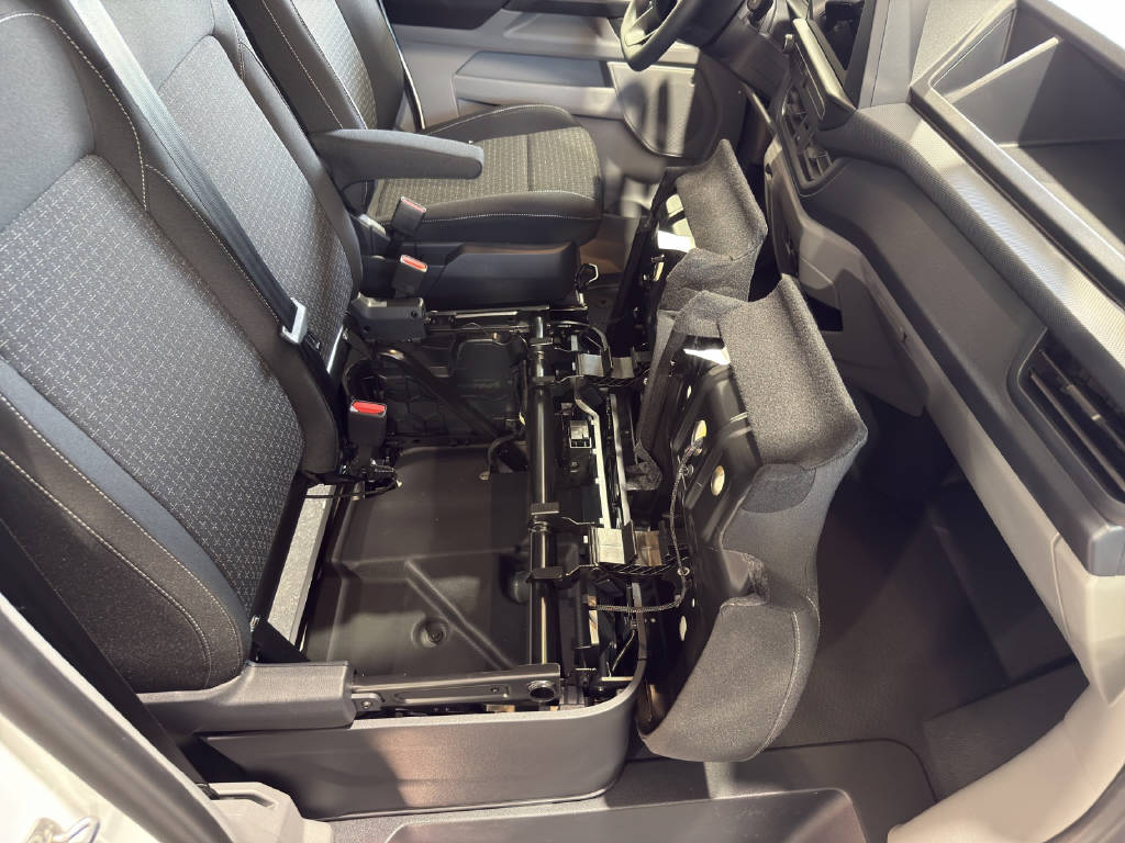FORD Transit Custom Van 320 L1 2.0 EcoBlue 170 PS Trend 4x4-image-15