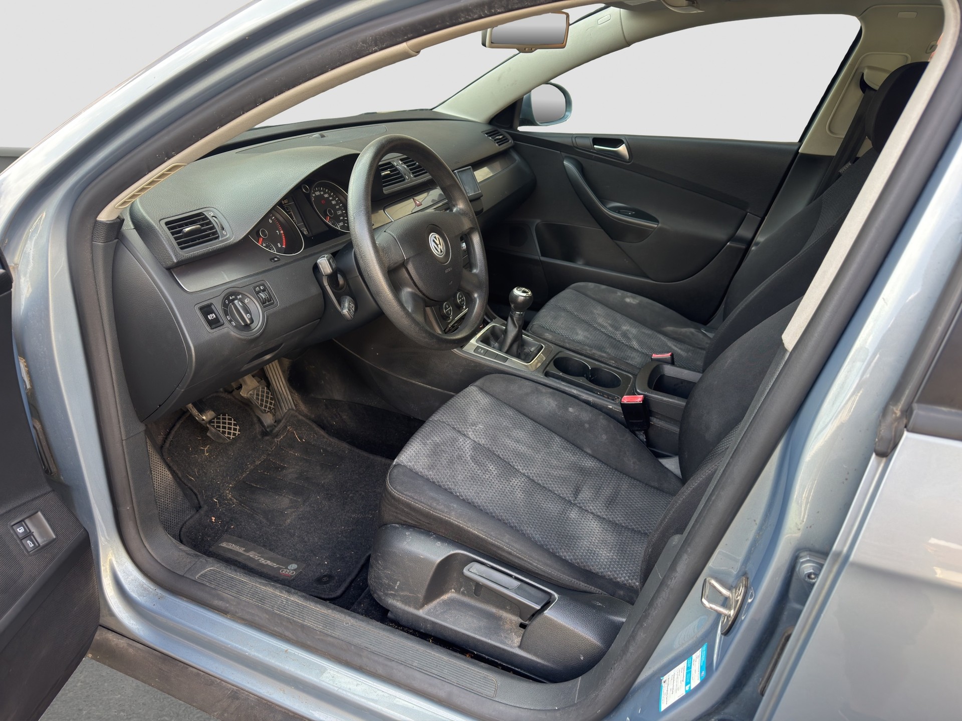 VW Passat 1.4 TSI Trendline-image-7