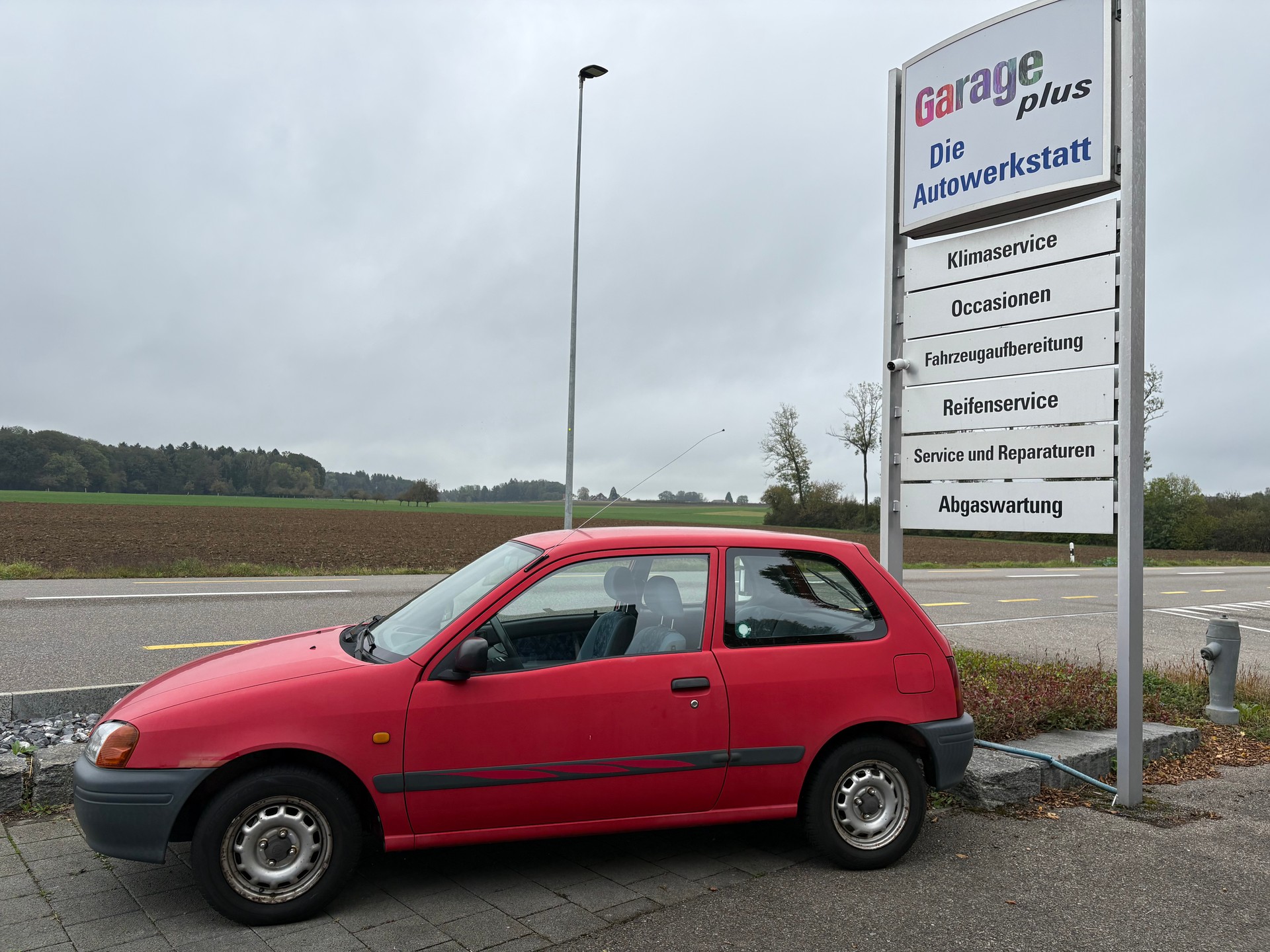 TOYOTA Starlet 1.3