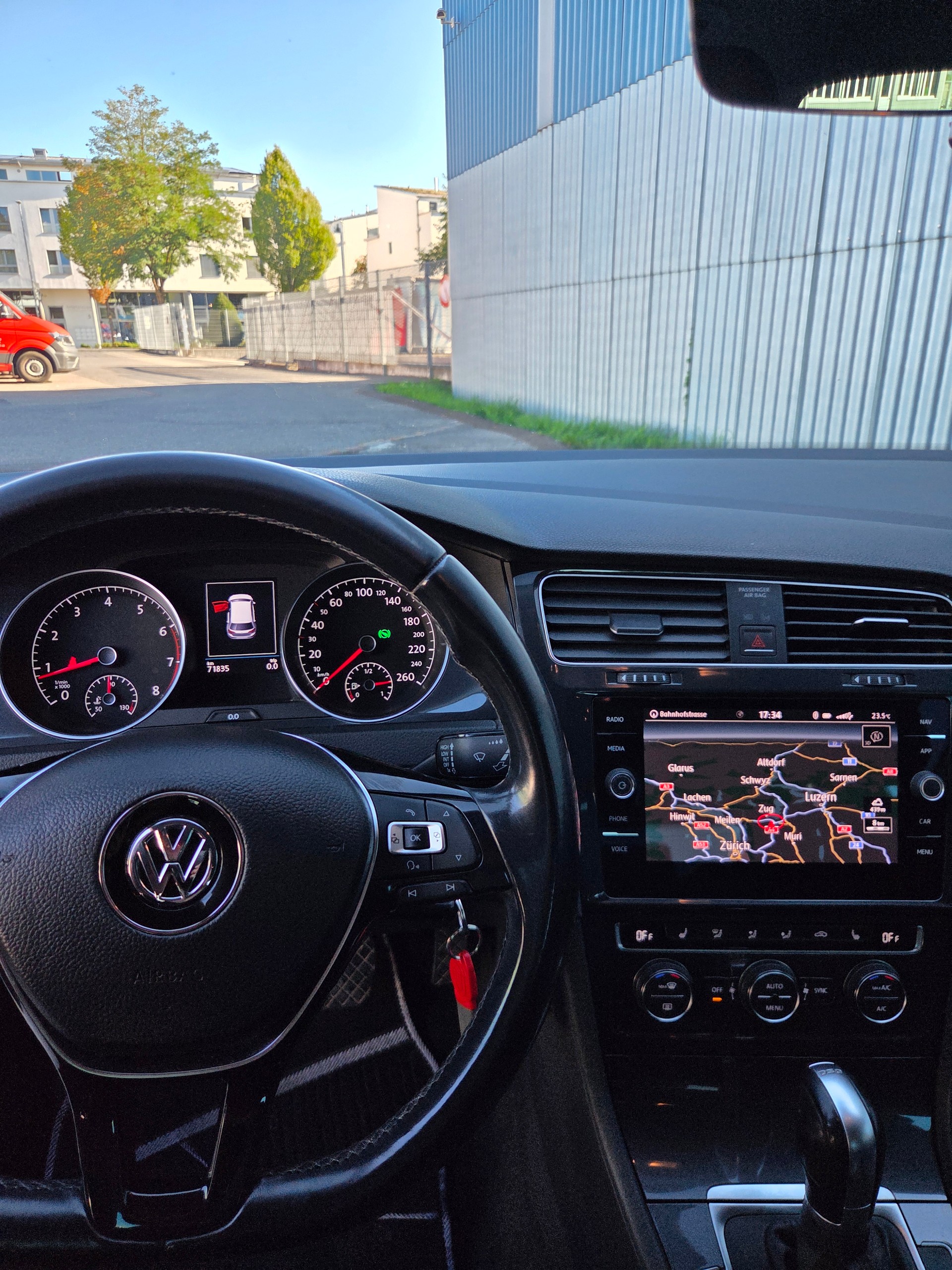 VW 1.5 TSI R Line-image-3