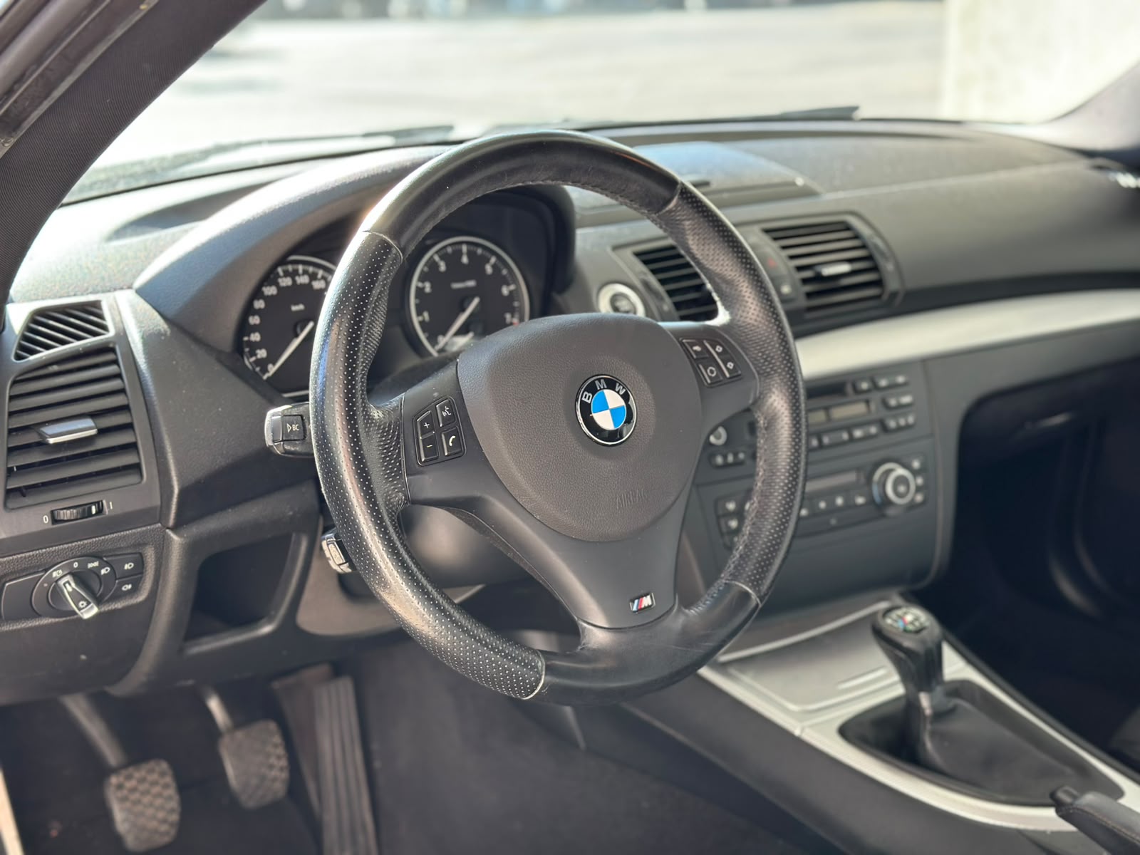 BMW 125i Coupé-image-8