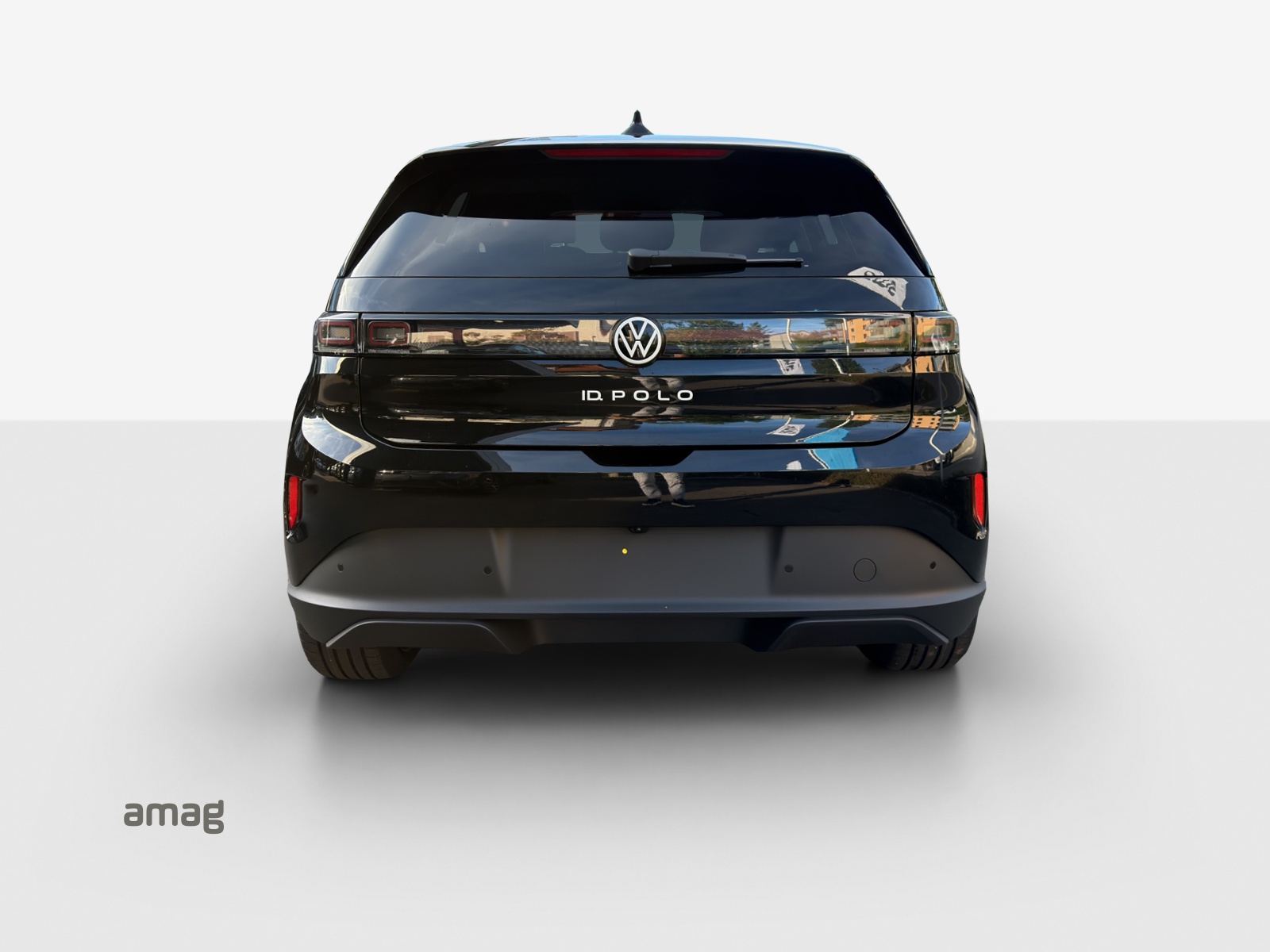 VW ID.Polo 52 kWh Life Edition One-image-3