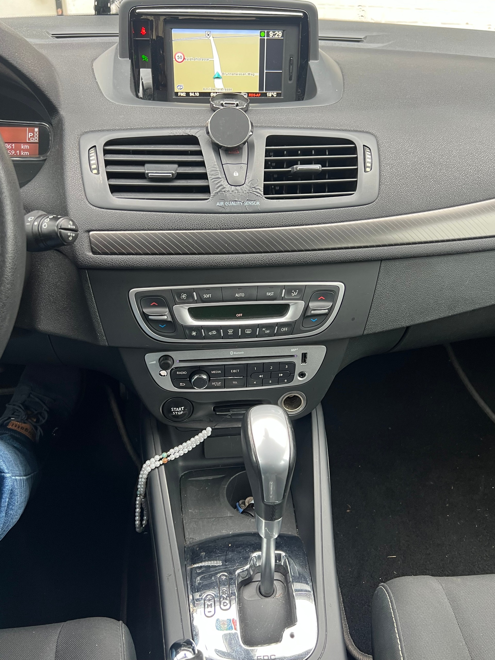 RENAULT Mégane 1.5 dCi Expression EDC-image-7