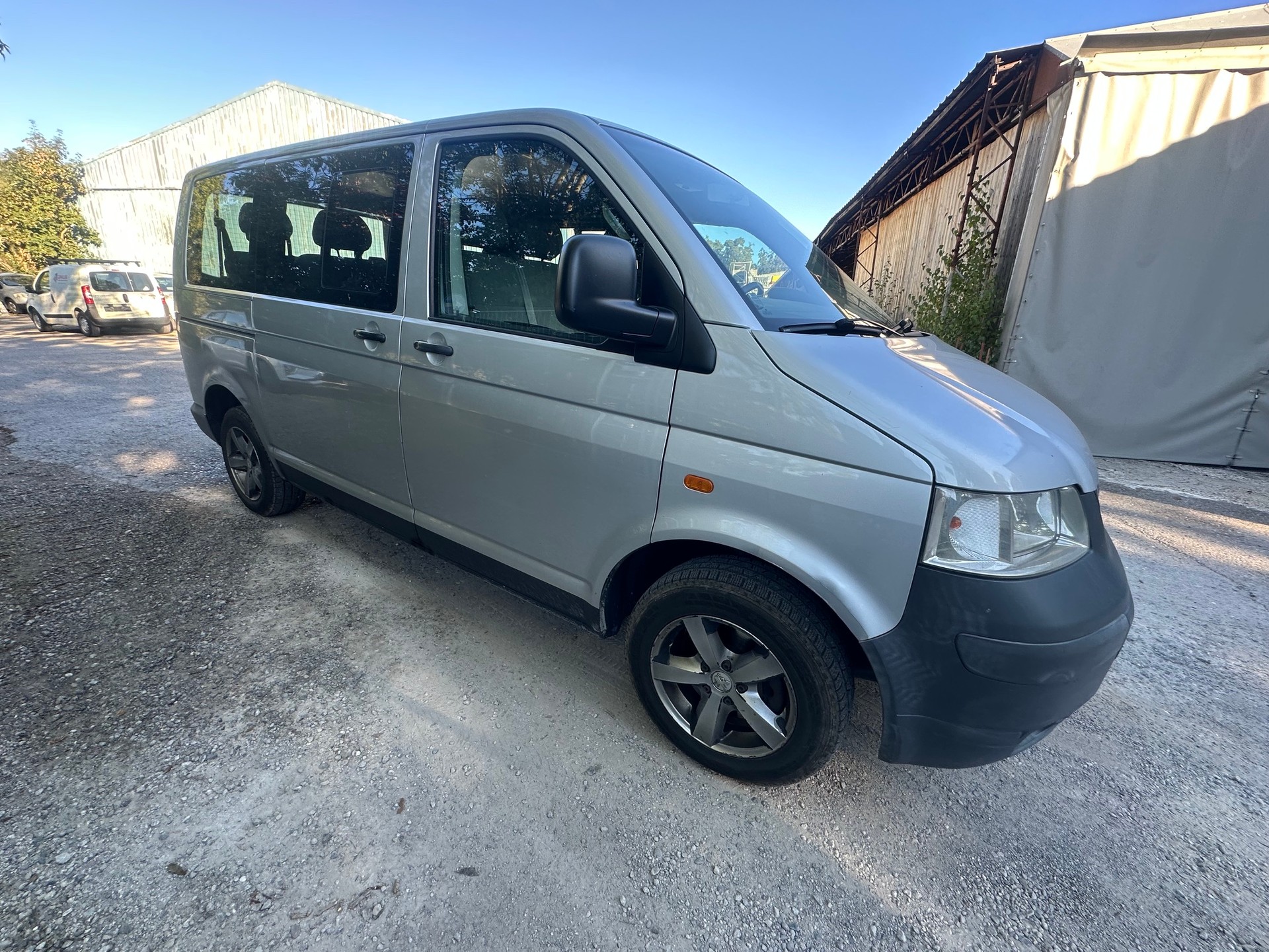 VW T5 Caravelle Trend 1.9 TDI PD-image-7