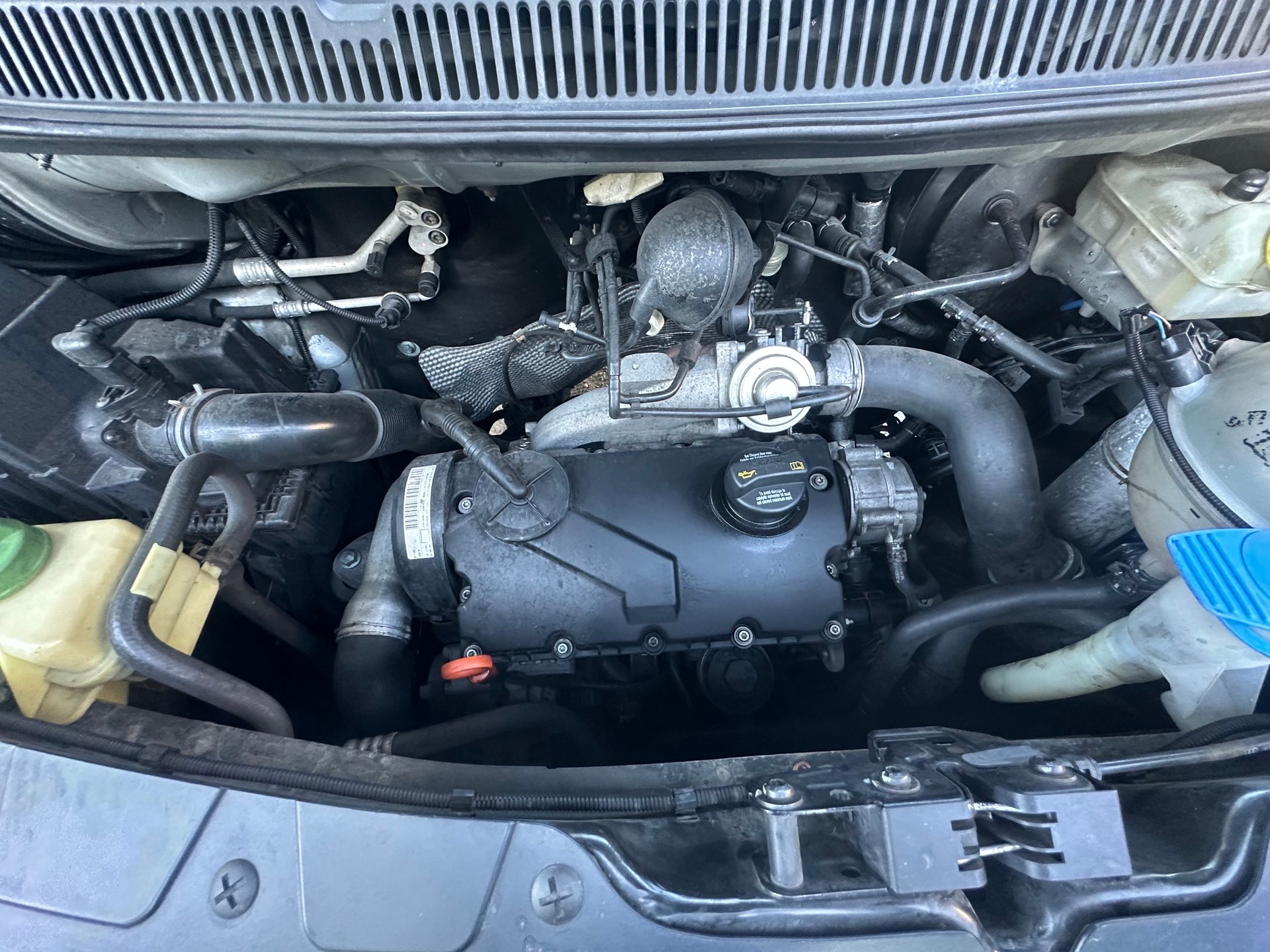 VW T5 Caravelle Trend 1.9 TDI PD-image-8