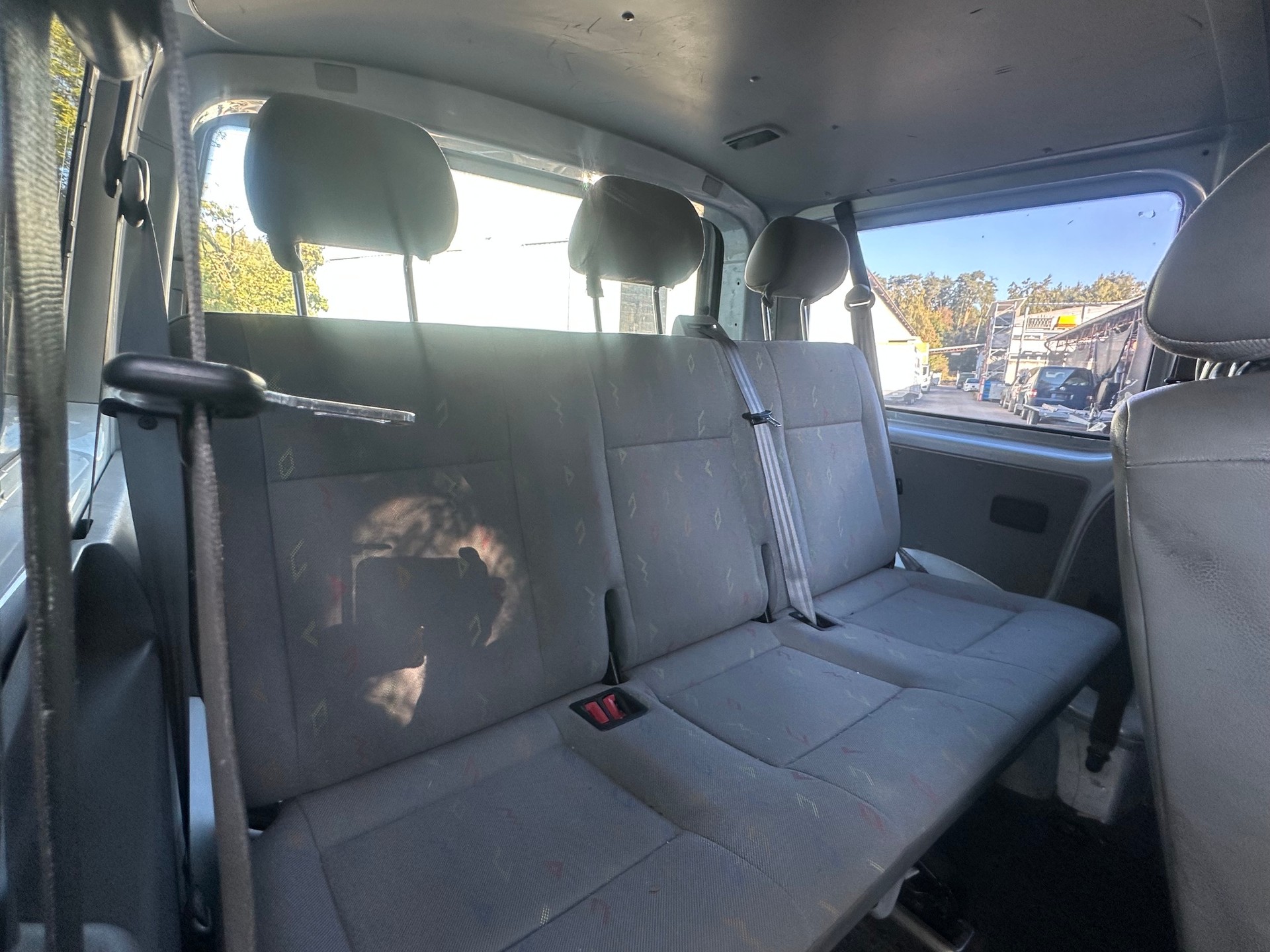 VW T5 Caravelle Trend 1.9 TDI PD-image-12