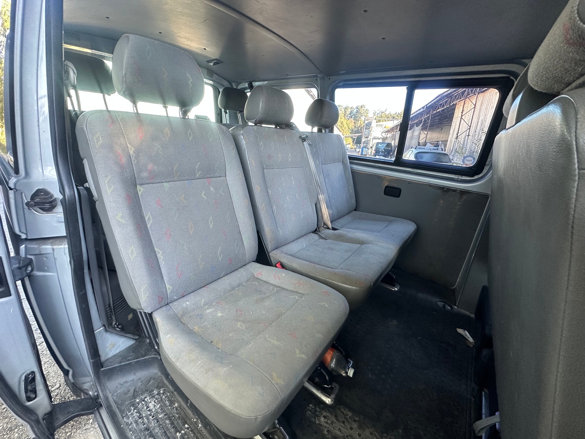 VW T5 Caravelle Trend 1.9 TDI PD-image-11