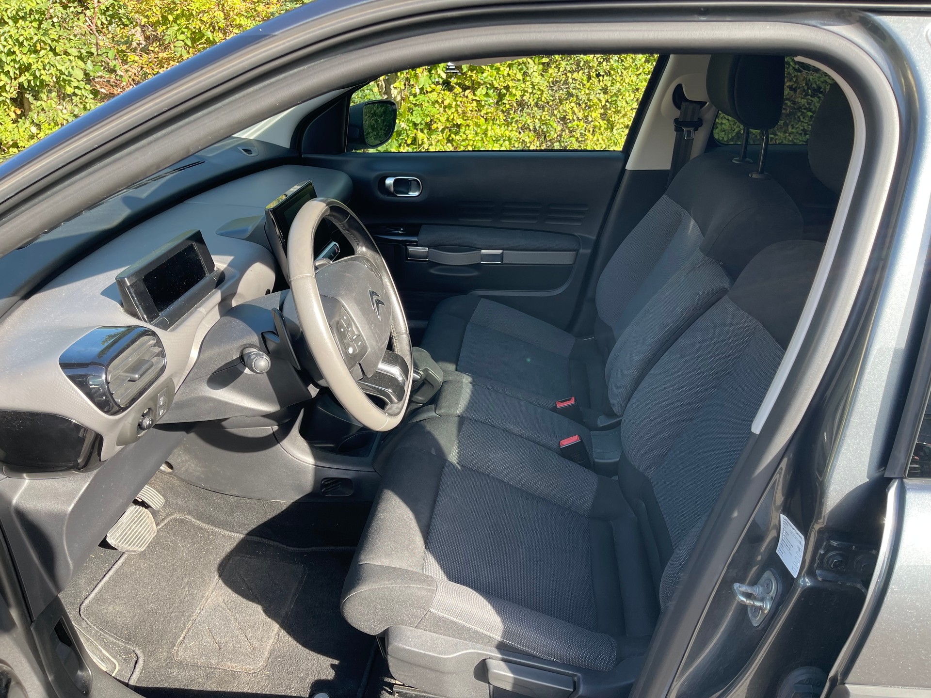 CITROEN C4 Cactus 1.6 BlueHDi Shine Edition ETG6-image-9