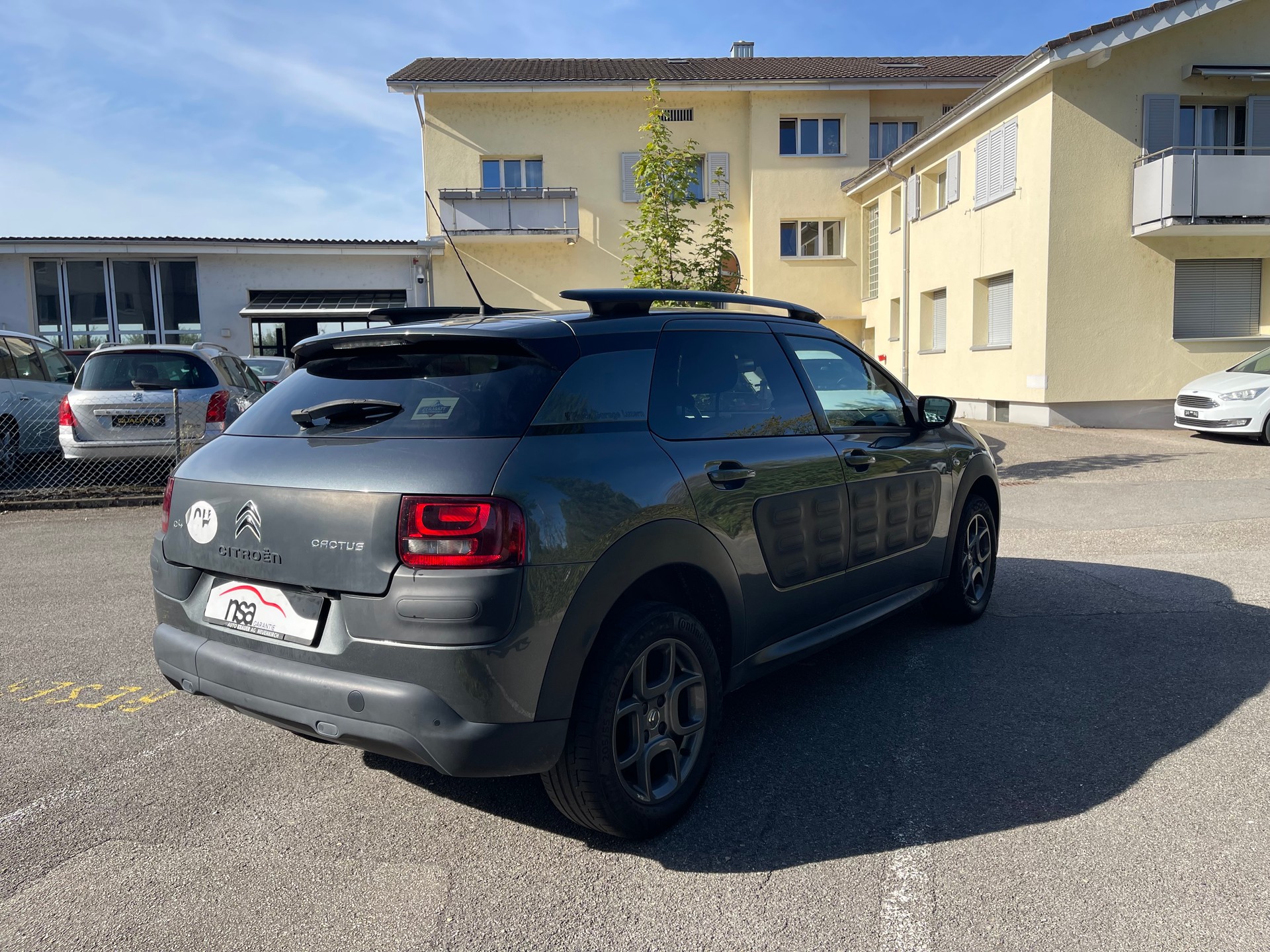 CITROEN C4 Cactus 1.6 BlueHDi Shine Edition ETG6-image-4