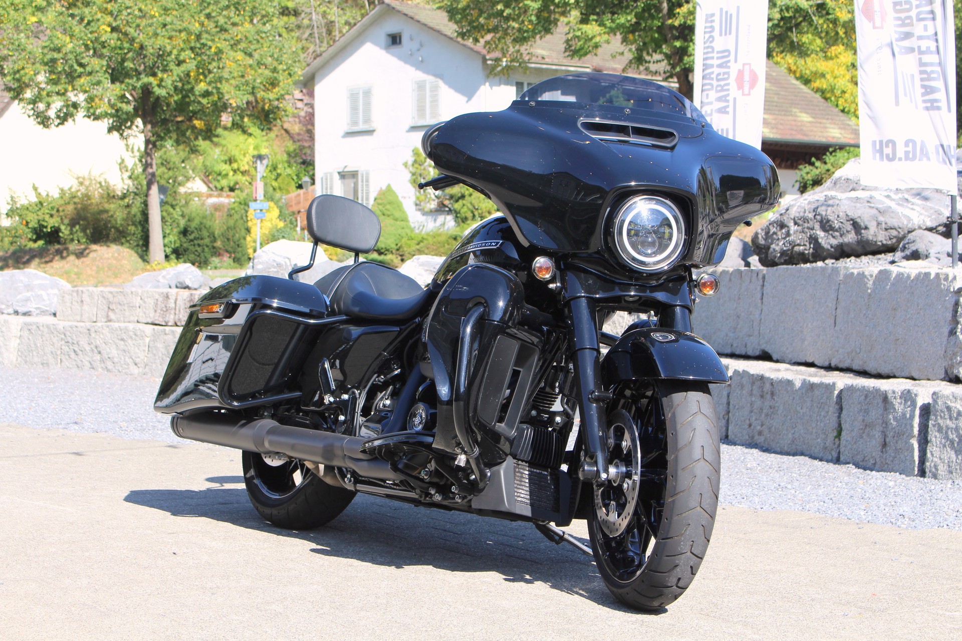 HARLEY-DAVIDSON FLHXS Street Glide Special 114-showroom-element-1