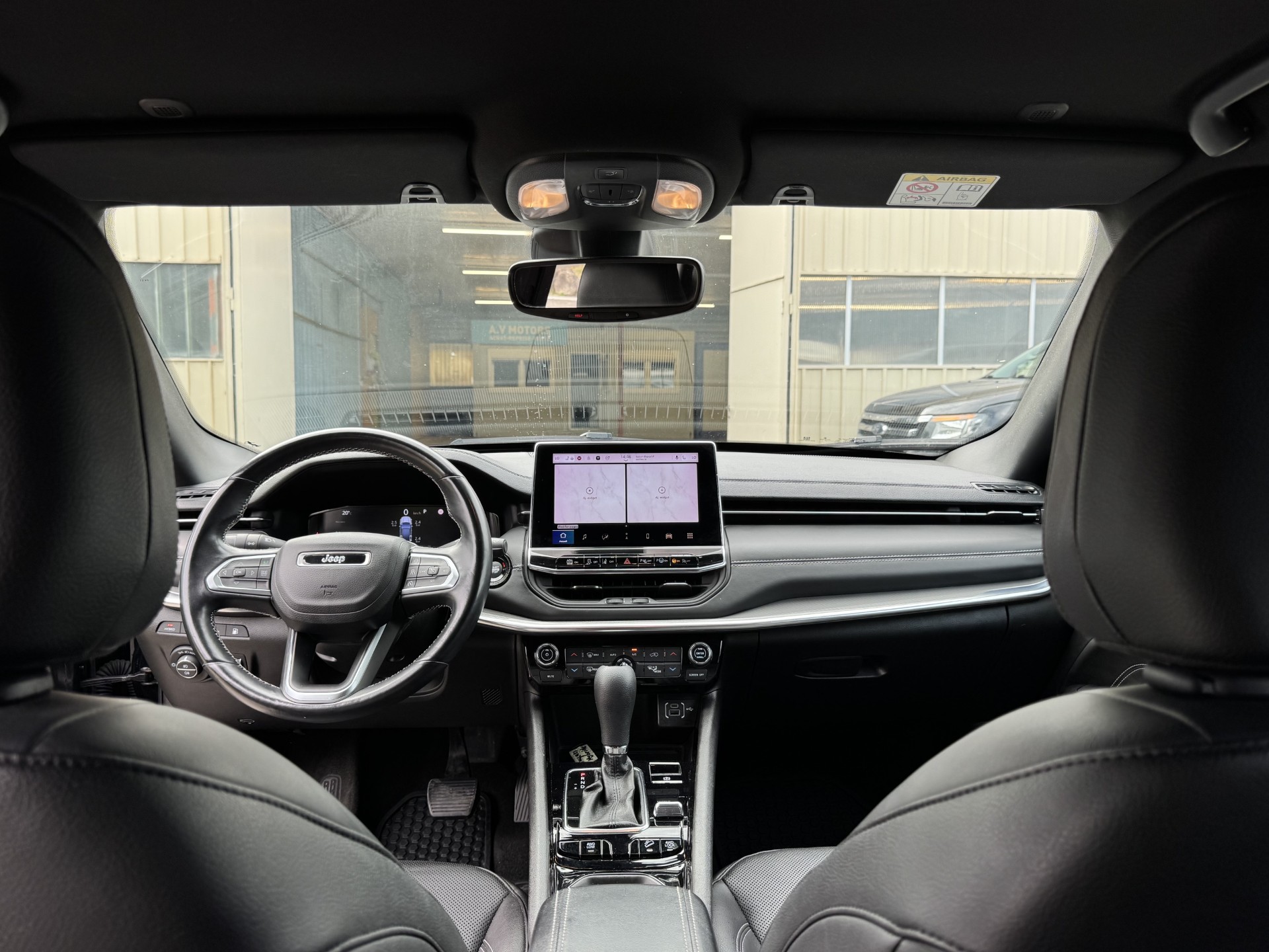 JEEP Compass 1.3 T PHEV S AWD-image-10