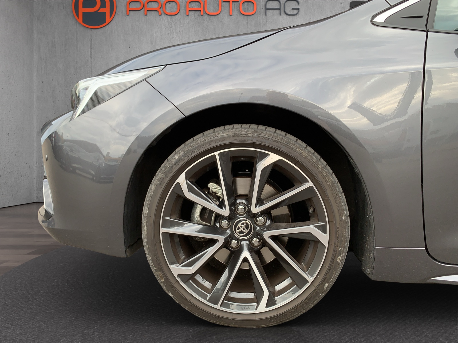 TOYOTA Corolla 2.0 HSD Premiumt e- CVT-image-16
