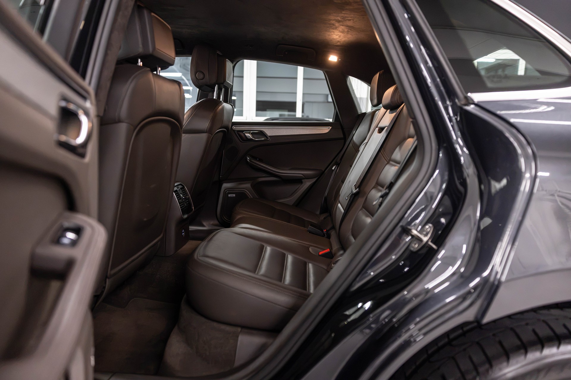 PORSCHE Macan Turbo PDK *Facelift*-image-20