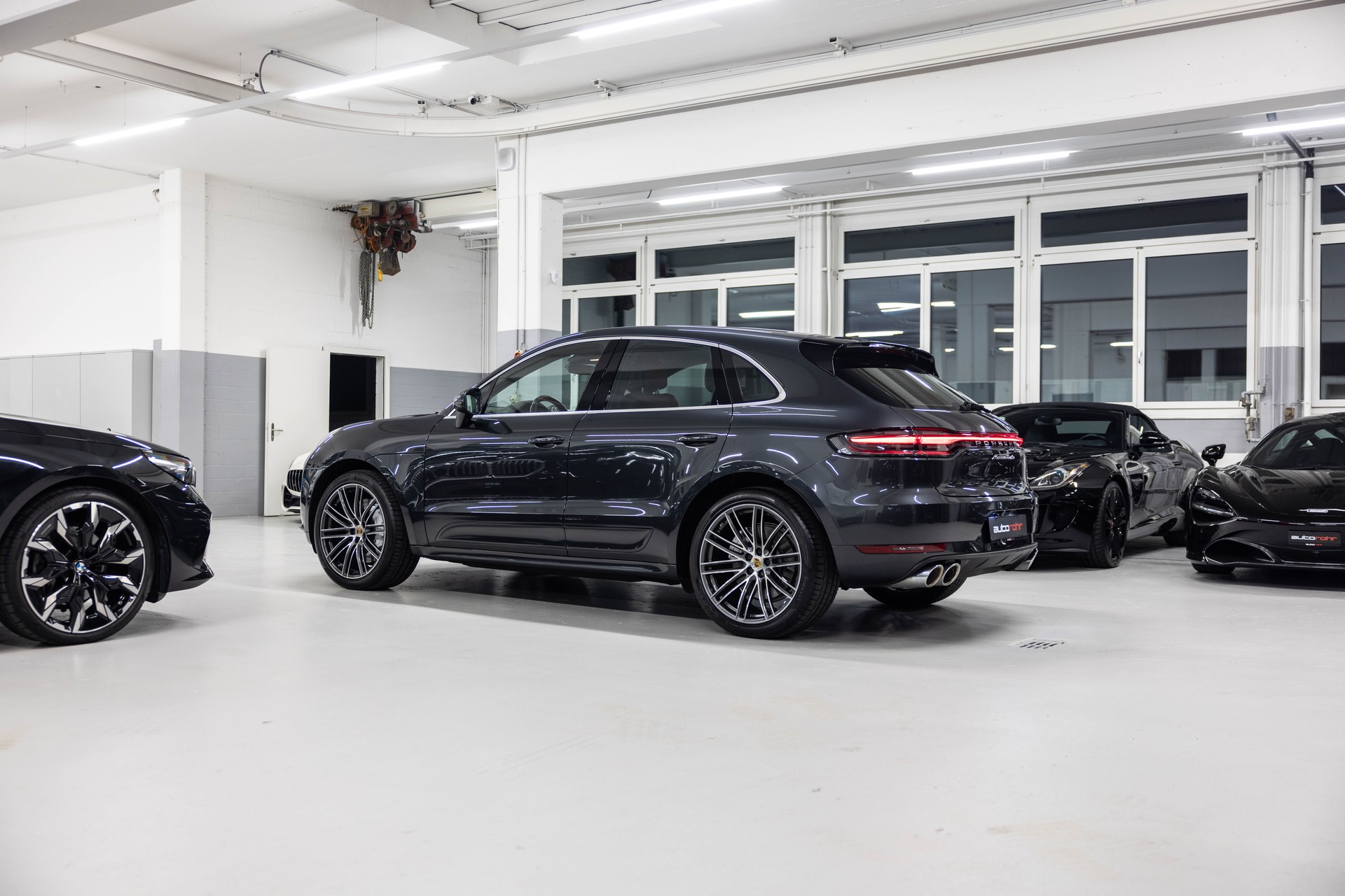 PORSCHE Macan Turbo PDK *Facelift*-image-5