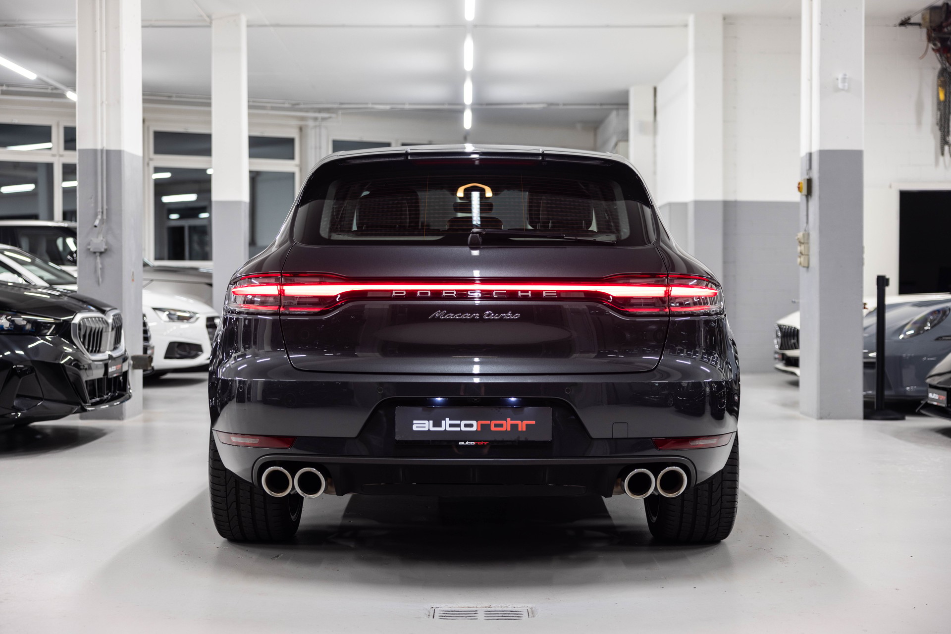 PORSCHE Macan Turbo PDK *Facelift*-image-7