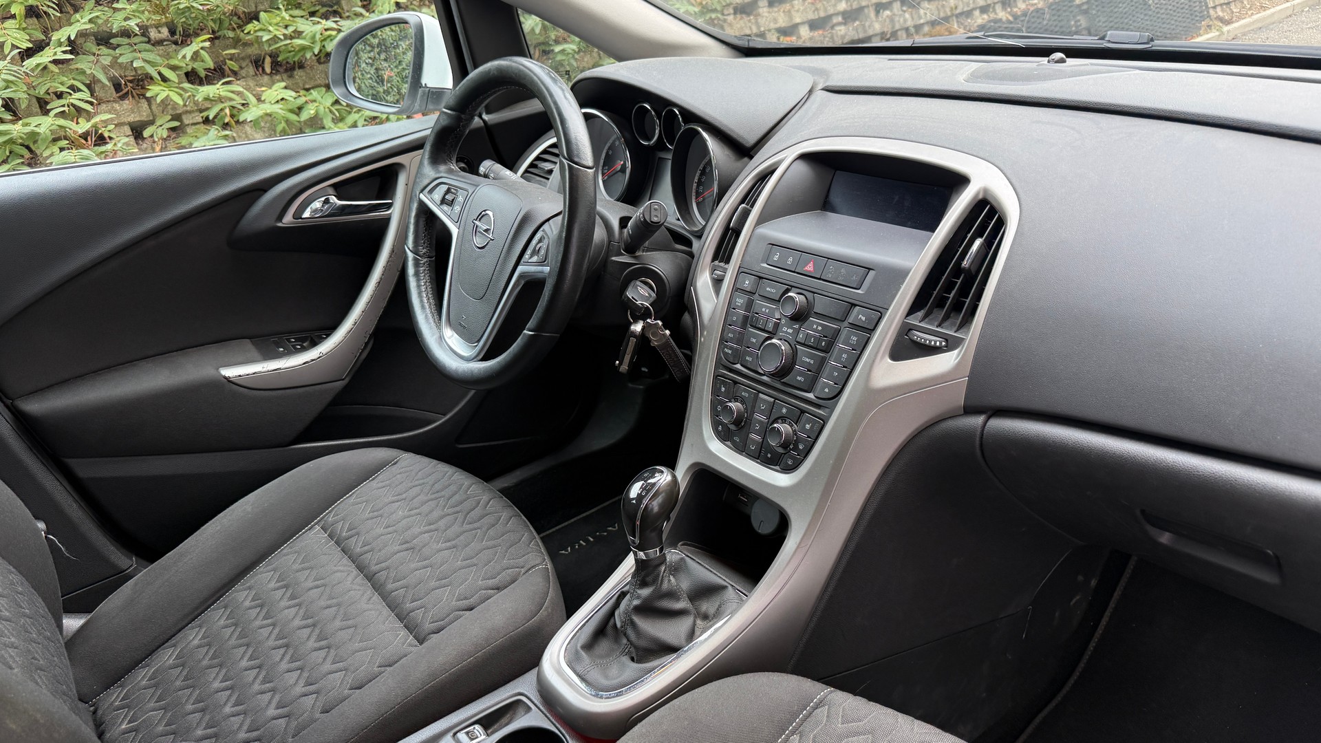 OPEL Astra SportsTourer 1.4i 16V Turbo Hagelschaden, 8 fach berädert-image-17