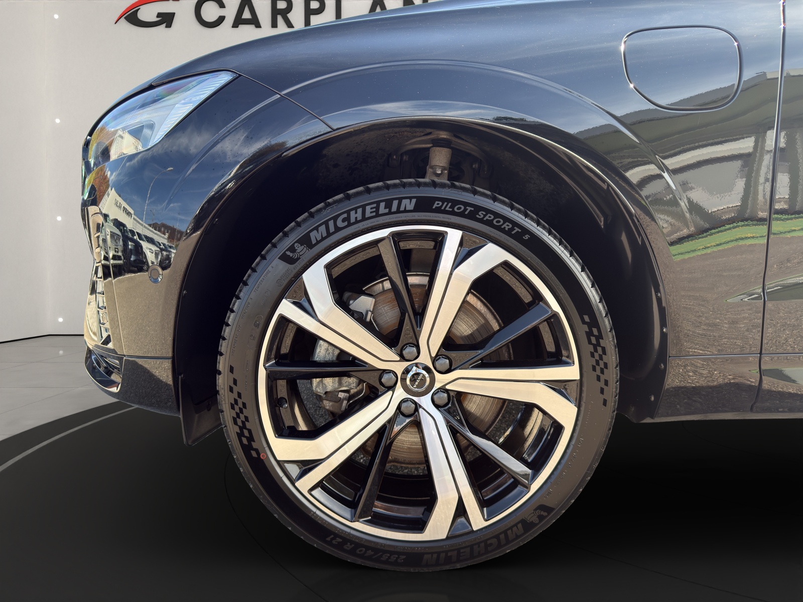 VOLVO XC60 2.0 T6 TE R-Design eAWD-image-6