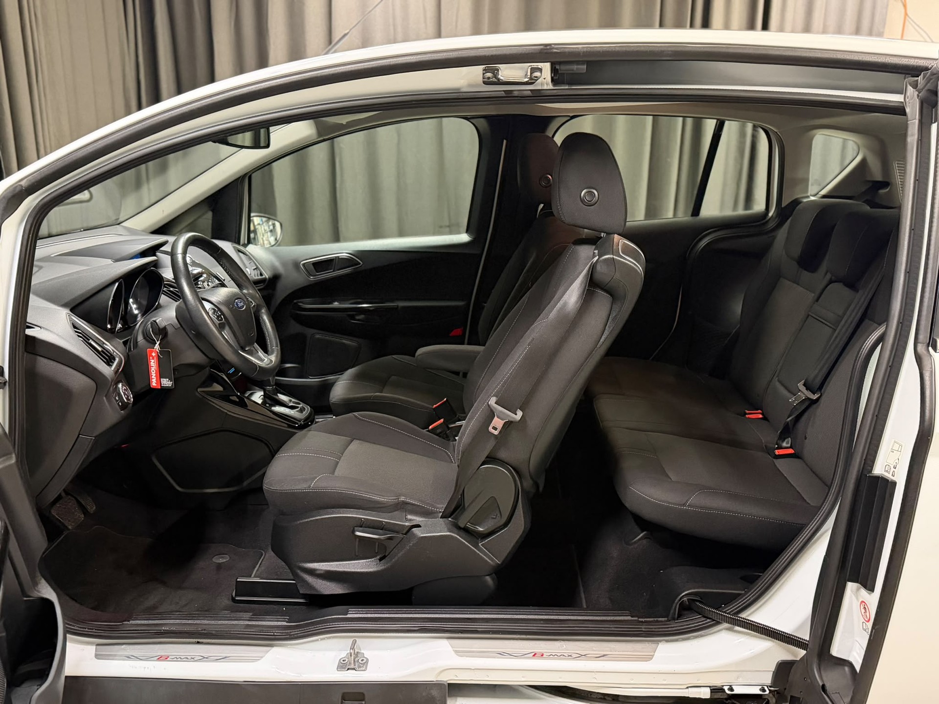 FORD B-Max 1.6 Ti-VCT Trend PowerShift-image-8