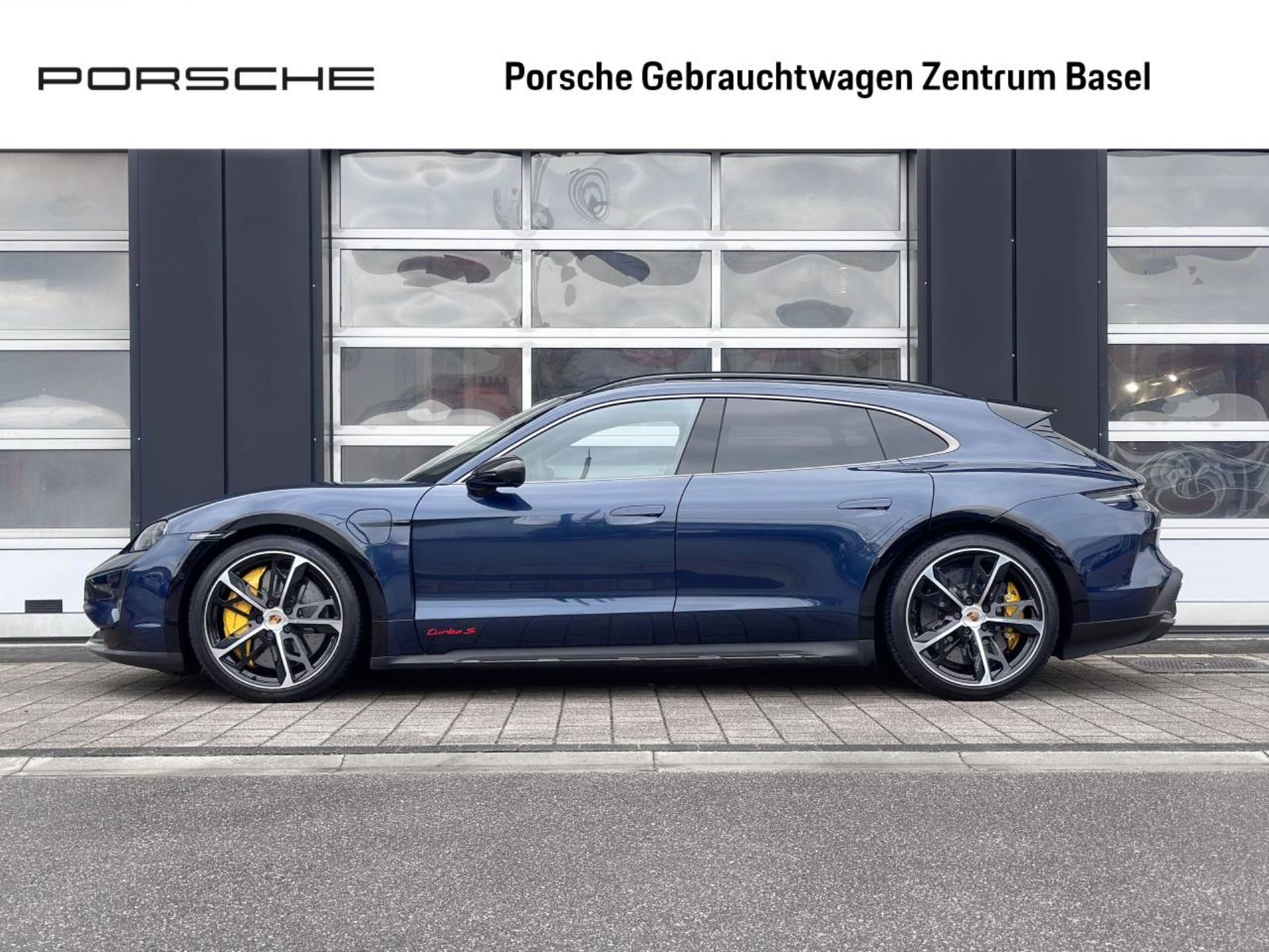 PORSCHE Taycan Turbo S Cross Turismo-image-1