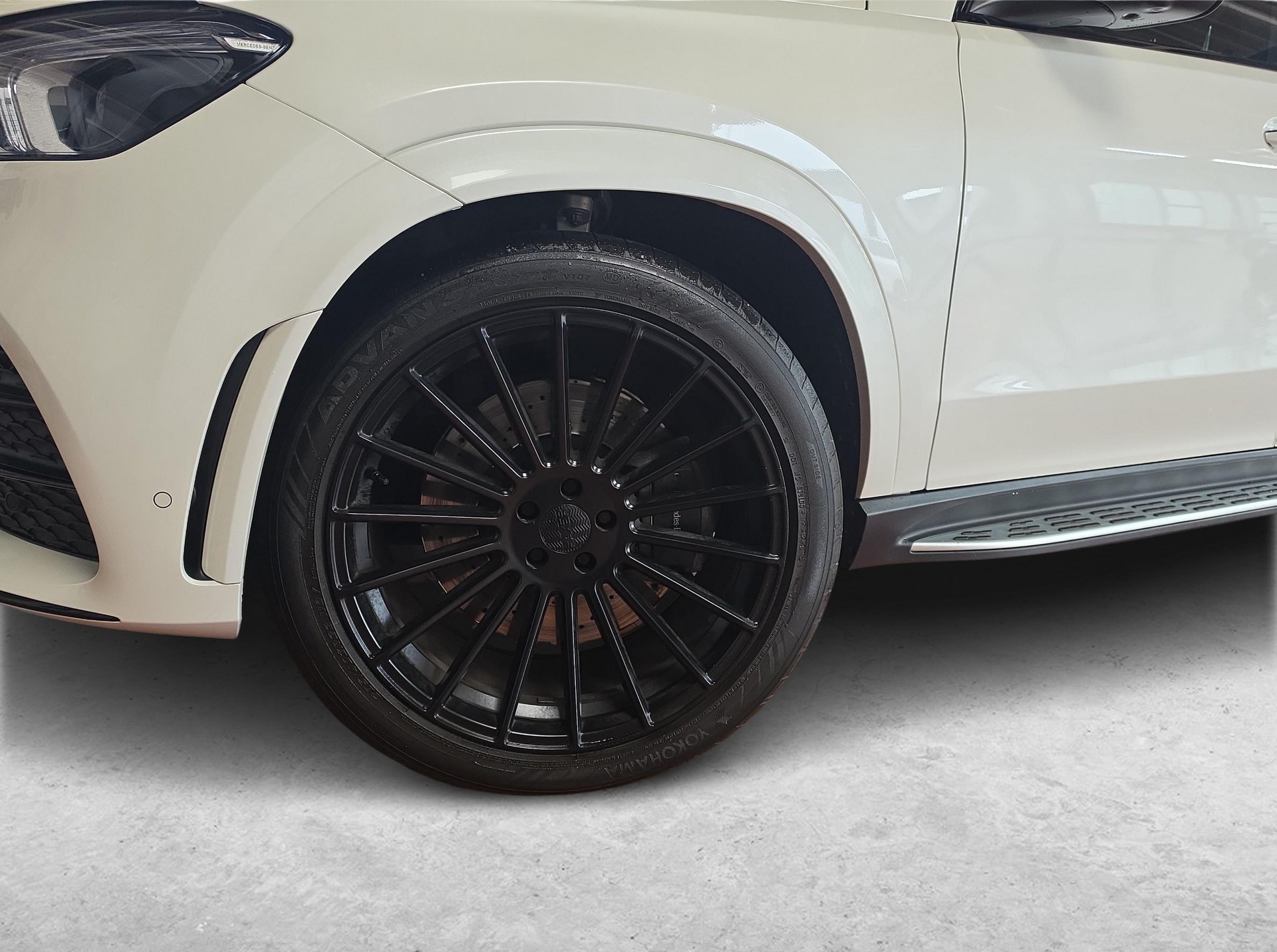 MERCEDES-BENZ GLE 450 4MATIC AMG Line-image-15
