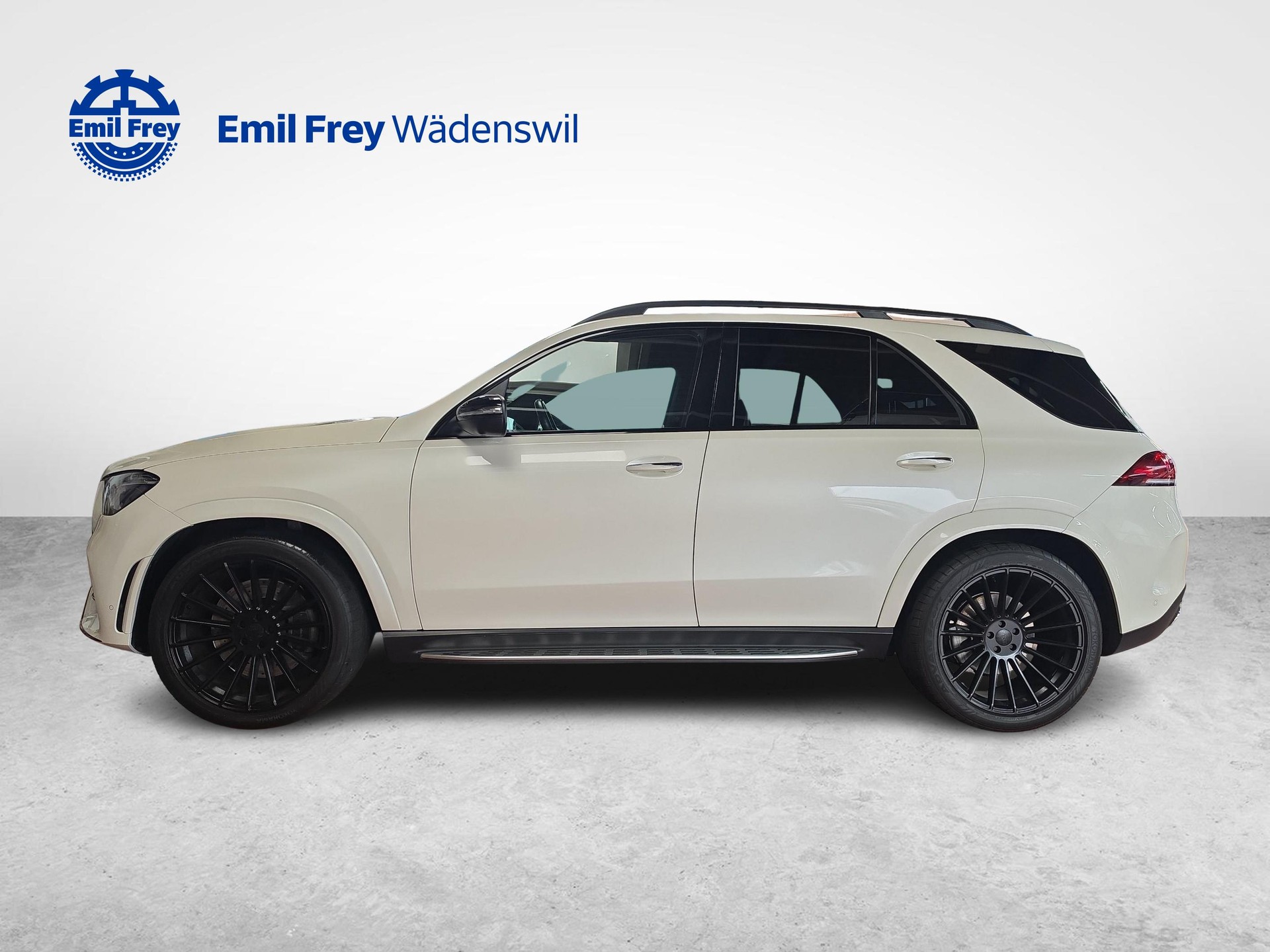 MERCEDES-BENZ GLE 450 4MATIC AMG Line-image-1