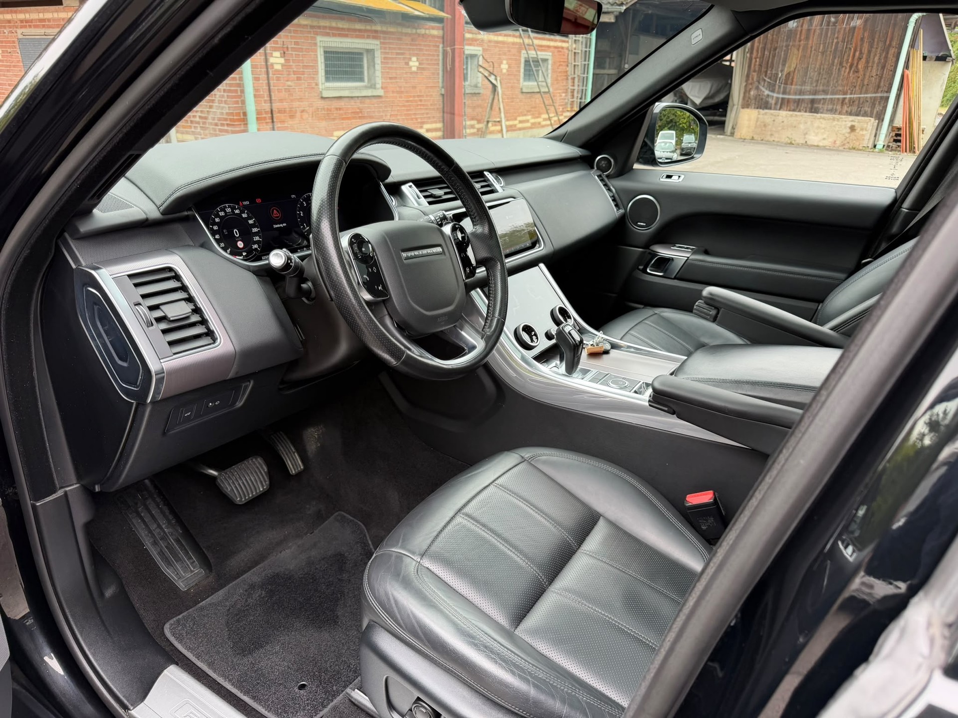 LAND ROVER Range Rover Sport 2.0 Si4 HSE Automatic-image-8
