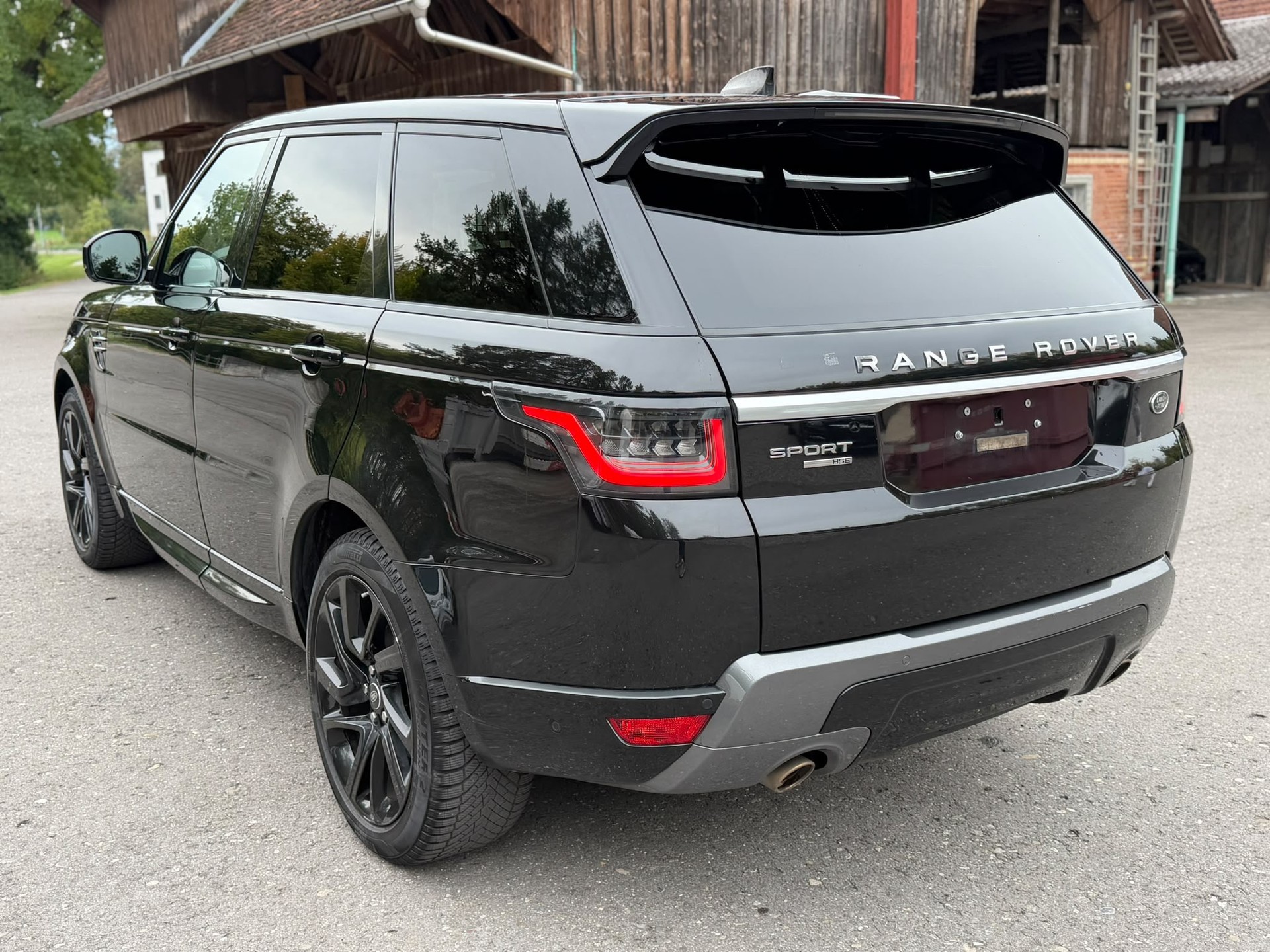 LAND ROVER Range Rover Sport 2.0 Si4 HSE Automatic-image-3