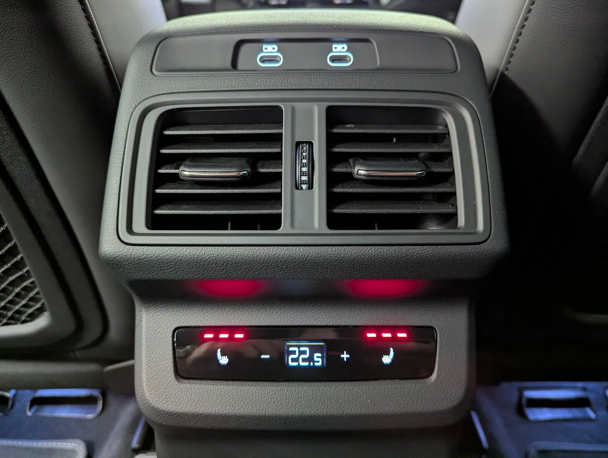 AUDI SQ5 SUV 3.0 V6 TFSI quattro S-Tronic*5J GAR TECH PRO AHK 2'400KG S-SITZE MASSAGE+LÜFTUNG 360CAM B&O*-image-27