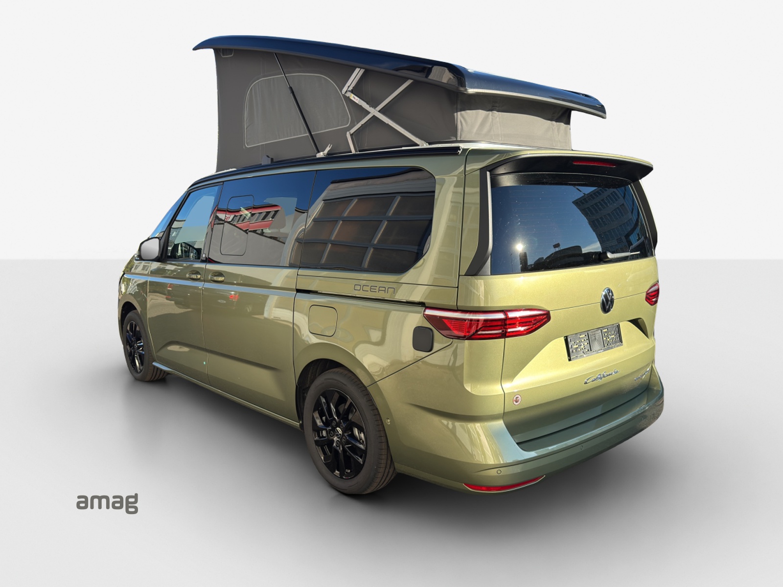 VW California eHybrid Beach Ocean 4Motion-image-2
