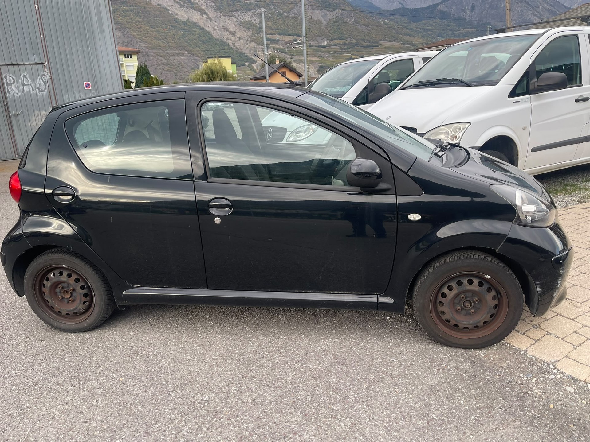 TOYOTA Aygo 1.0 blue MultiMode-image-2