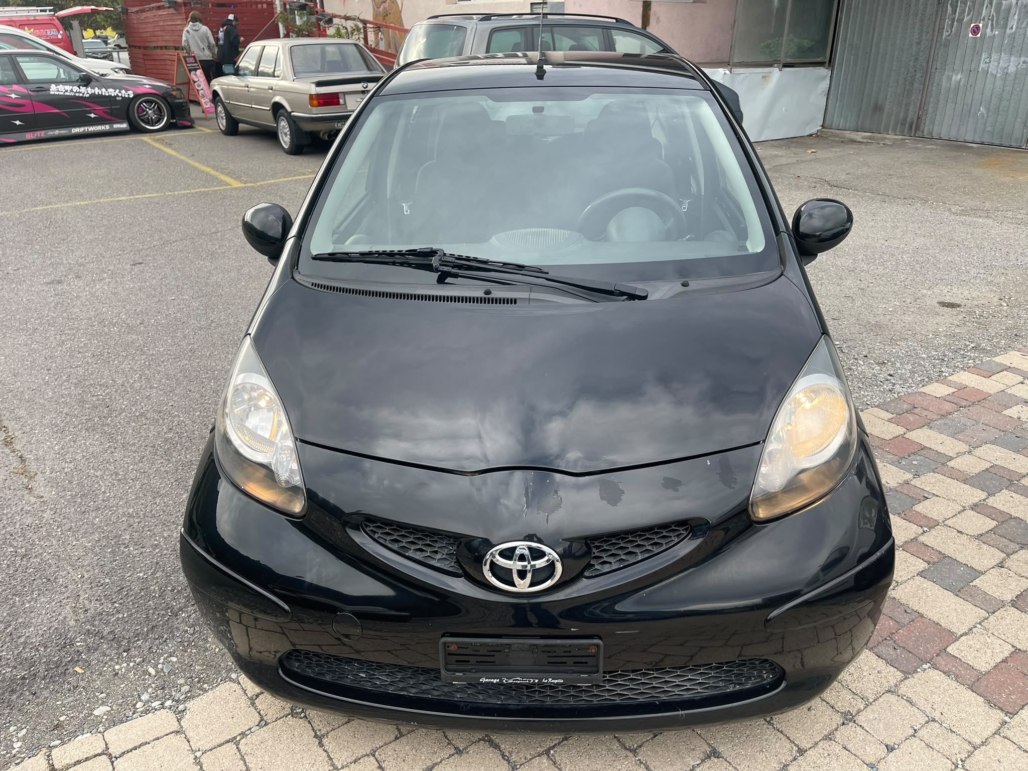Car photo