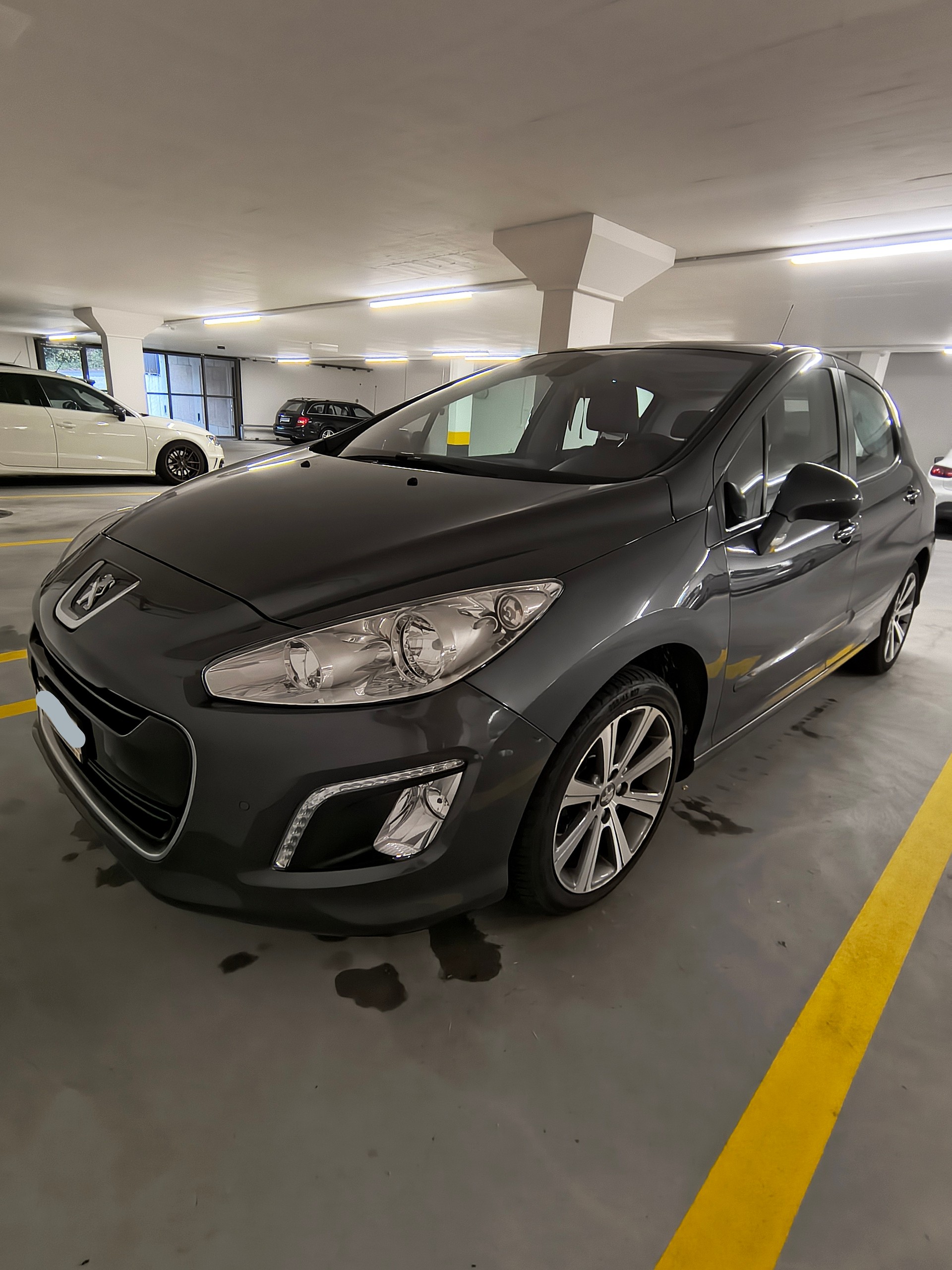 PEUGEOT 2.0 HDI 150 Allure-image-2