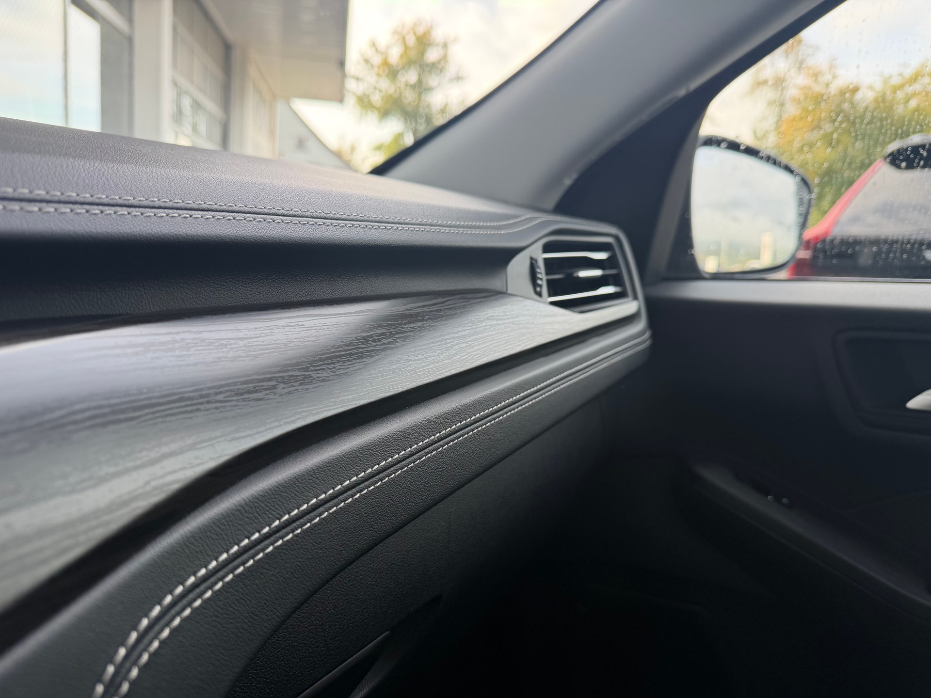 FORD Kuga 2.5 PHEV Vignale 2WD-image-12