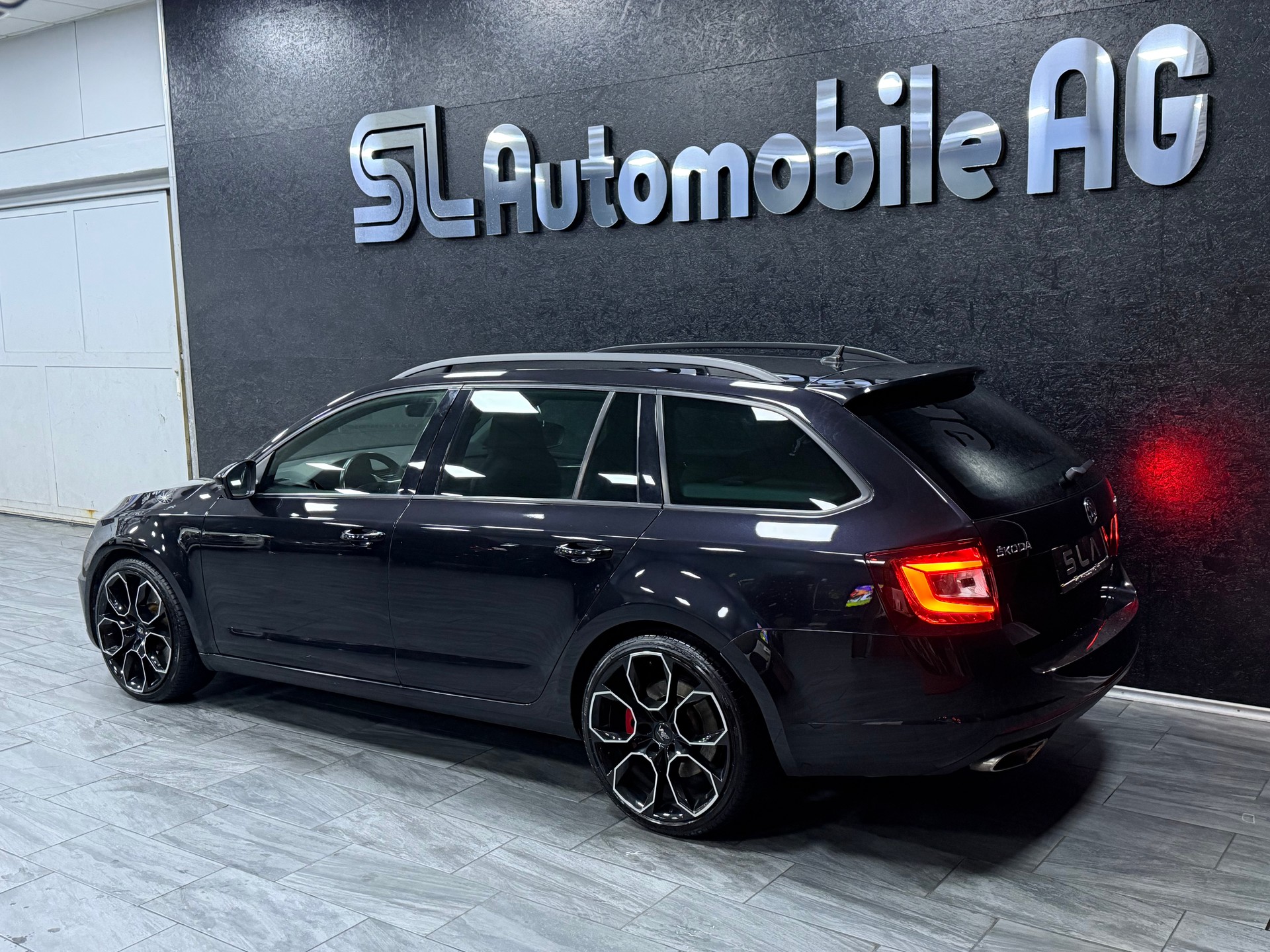 SKODA Octavia Combi 2.0 TSI RS DSG / Leasing ab 199.--image-4