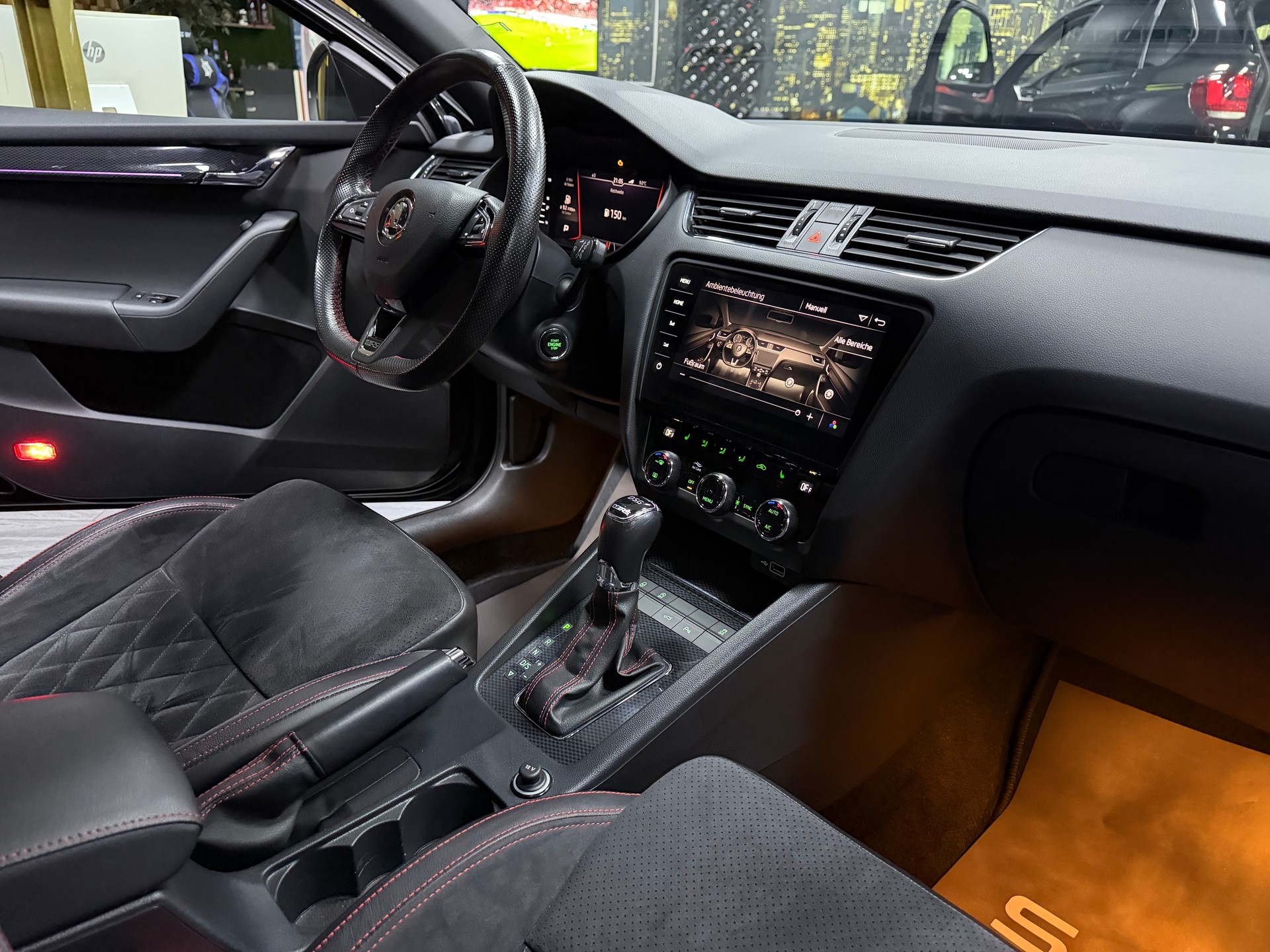 SKODA Octavia Combi 2.0 TSI RS DSG / Leasing ab 199.--image-13