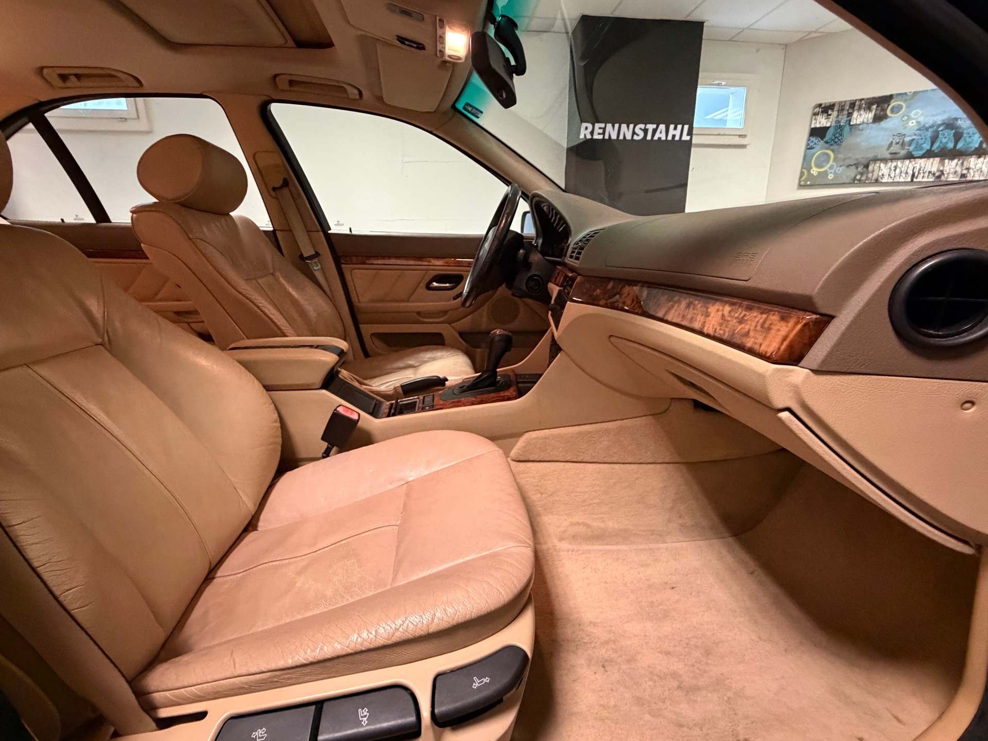 BMW 535i-image-22