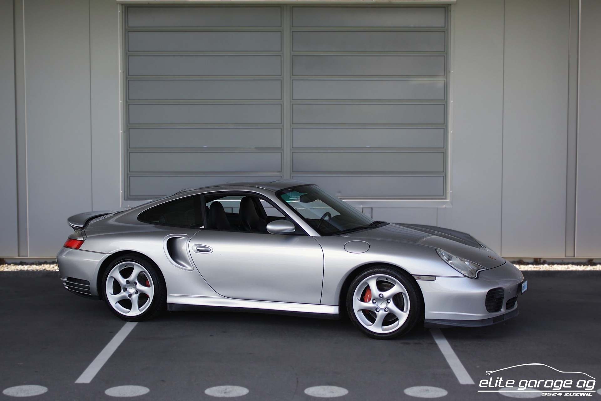 PORSCHE 911 Turbo-image-6