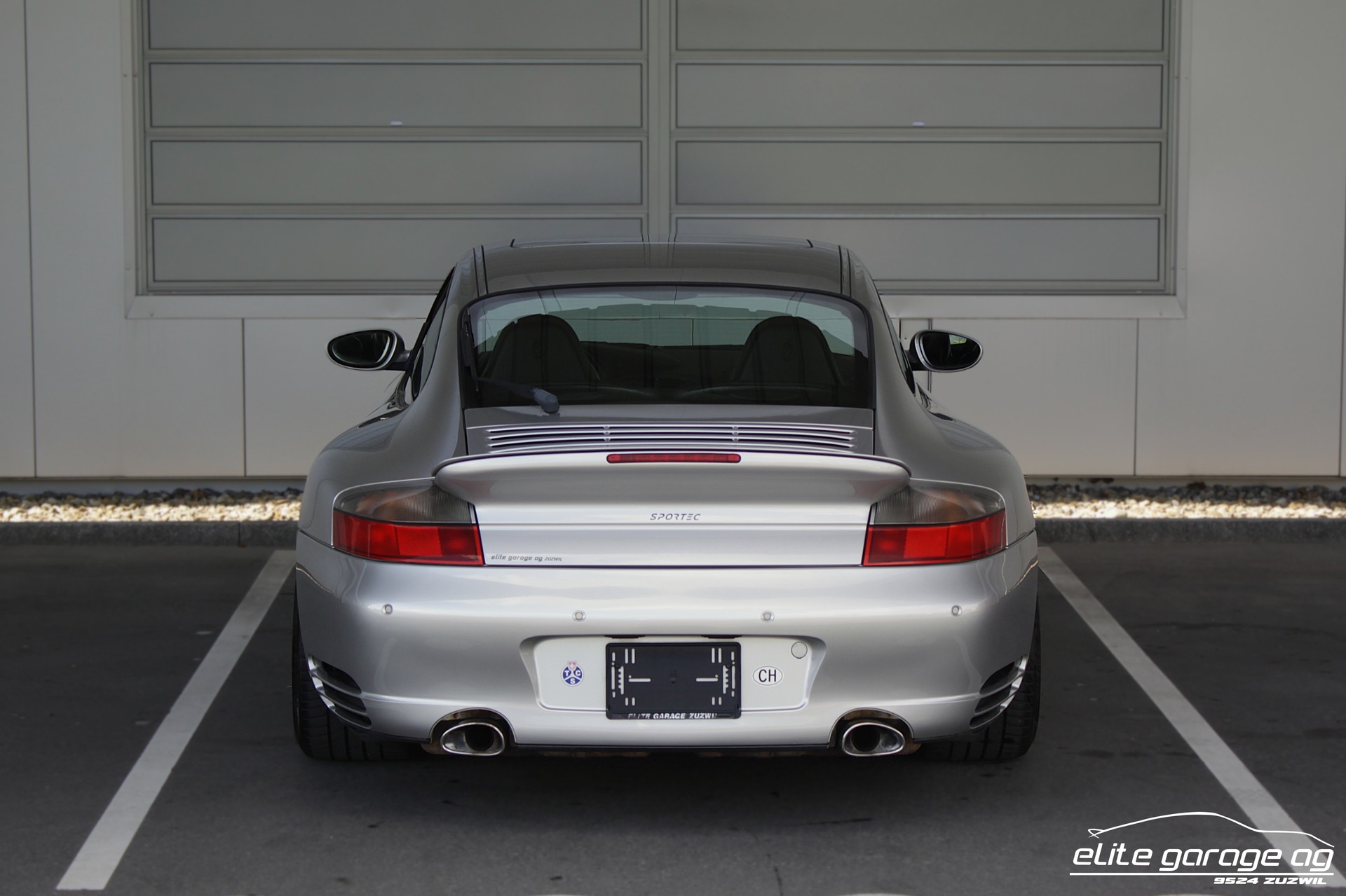 PORSCHE 911 Turbo-image-3