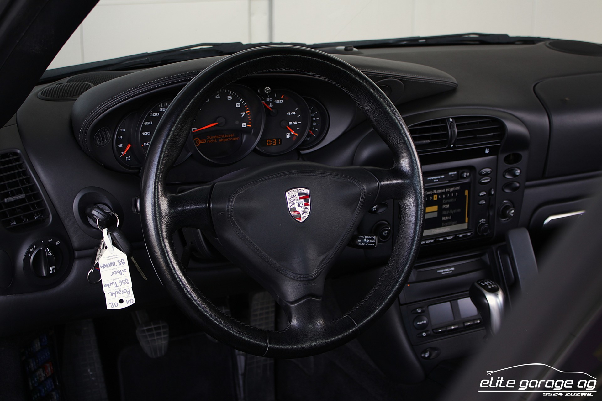 PORSCHE 911 Turbo-image-14