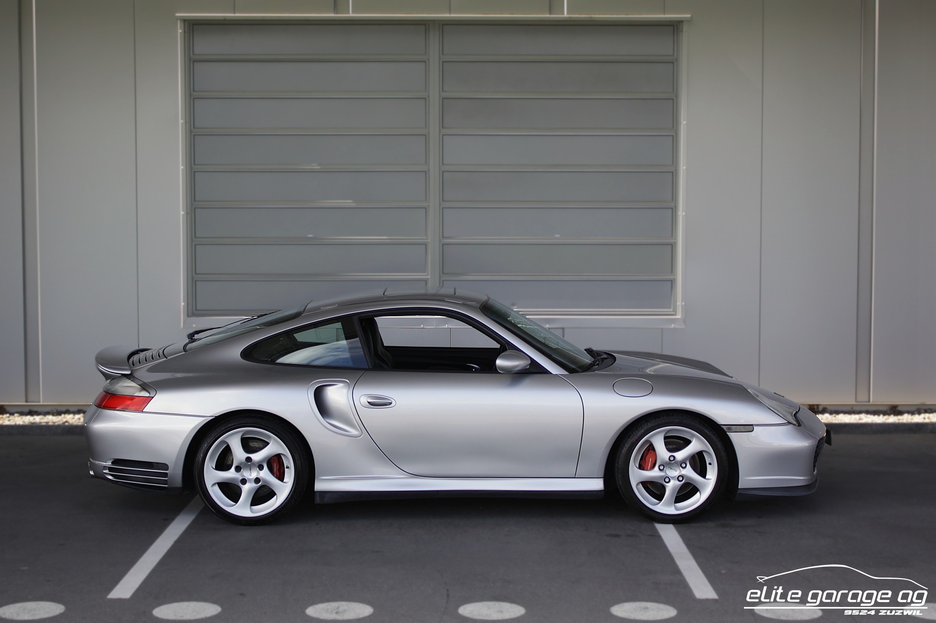 PORSCHE 911 Turbo-image-5