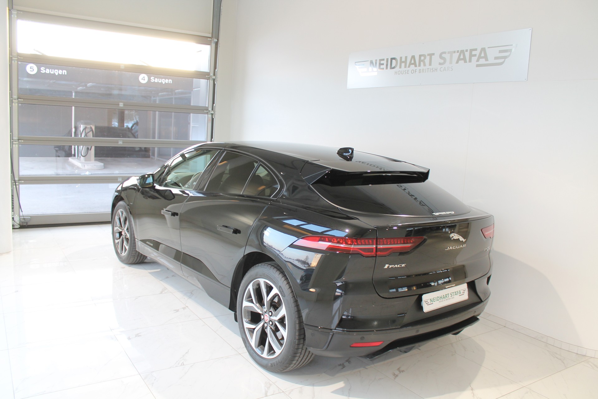 JAGUAR I-Pace EV400 SE AWD-image-1