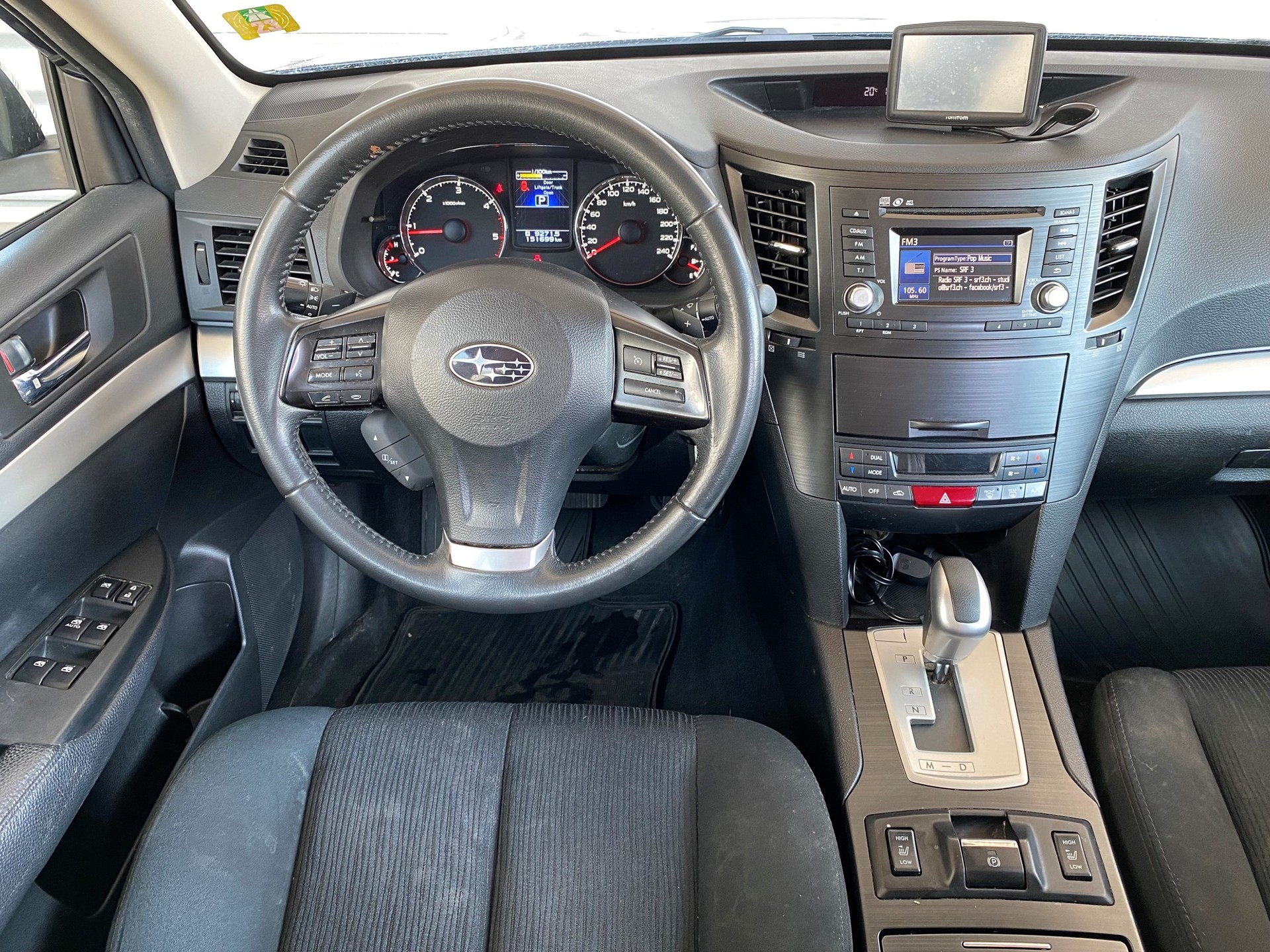 SUBARU Outback 2.0D Swiss AWD Lineartronic-image-12