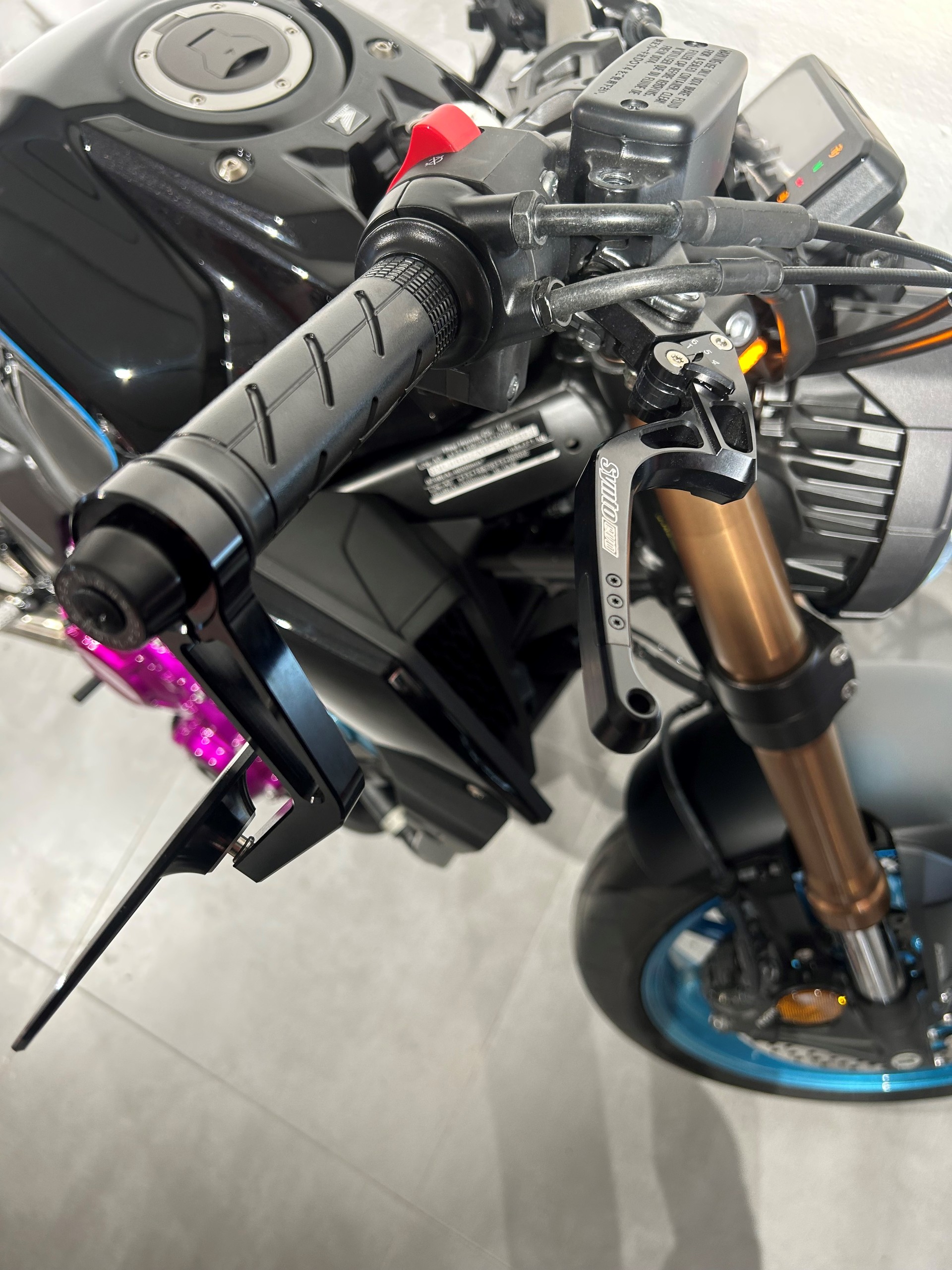 HONDA CB 650 R Miami Edition-image-4