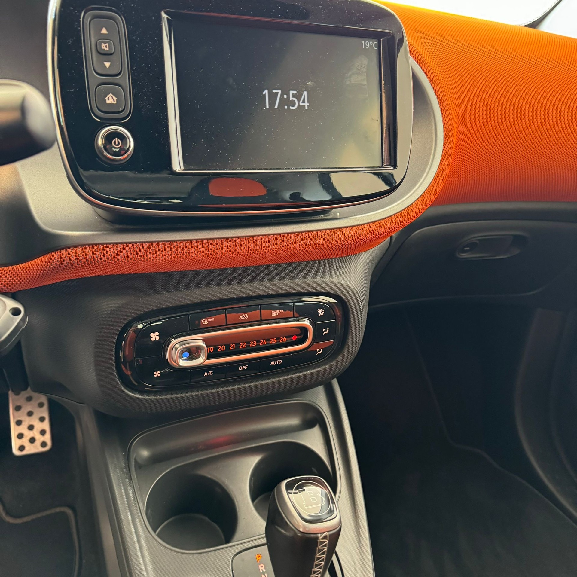 SMART fortwo Brabus Edition twinmatic-image-11