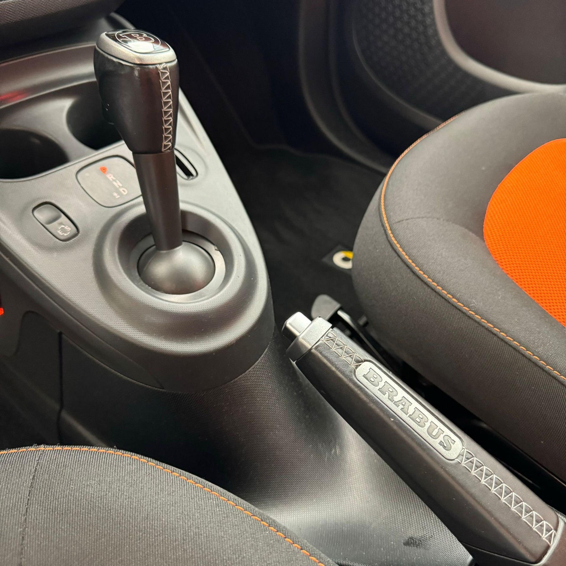 SMART fortwo Brabus Edition twinmatic-image-10