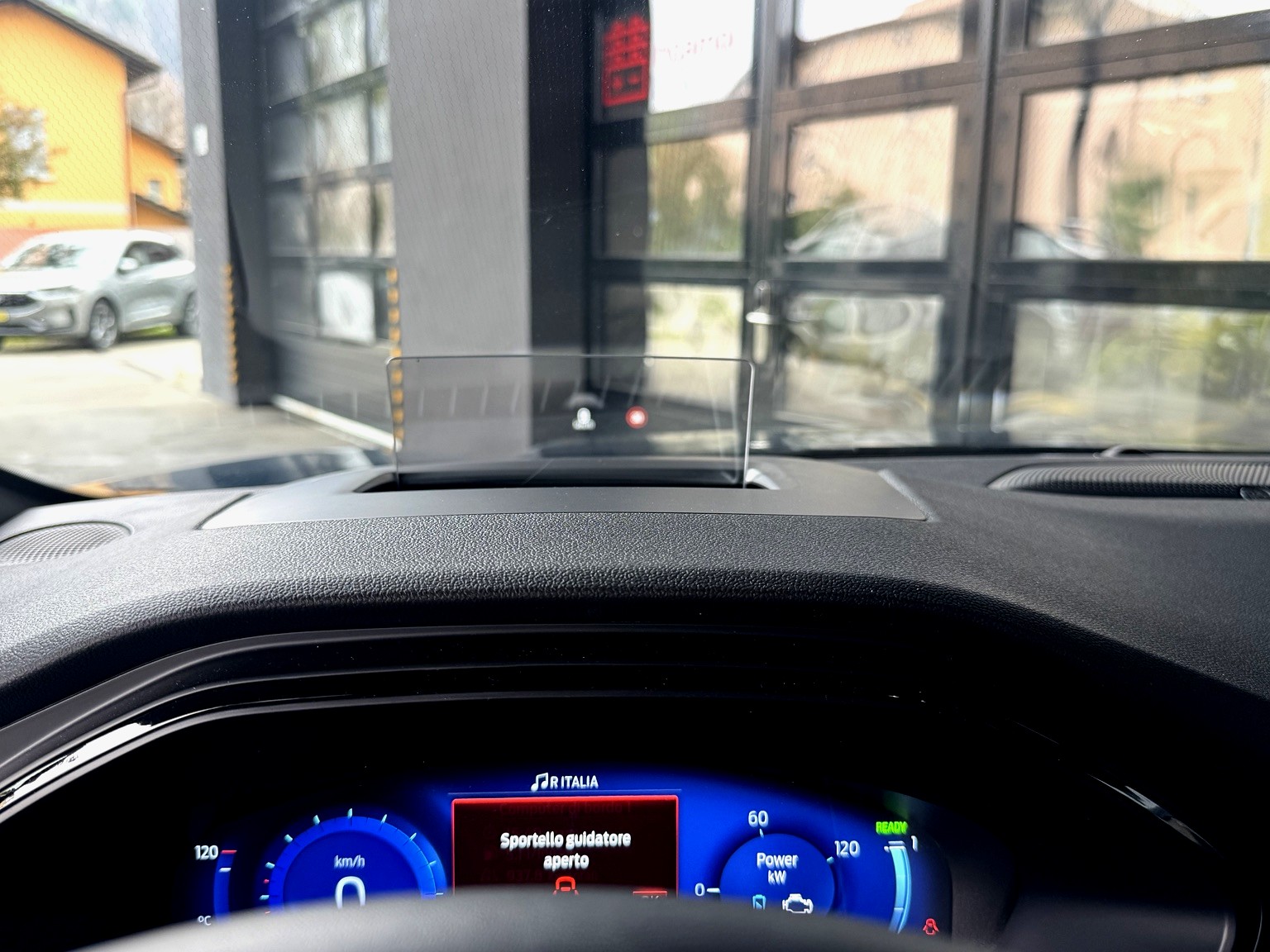 FORD 2.5 PHEV ST LINE X2WD-image-16